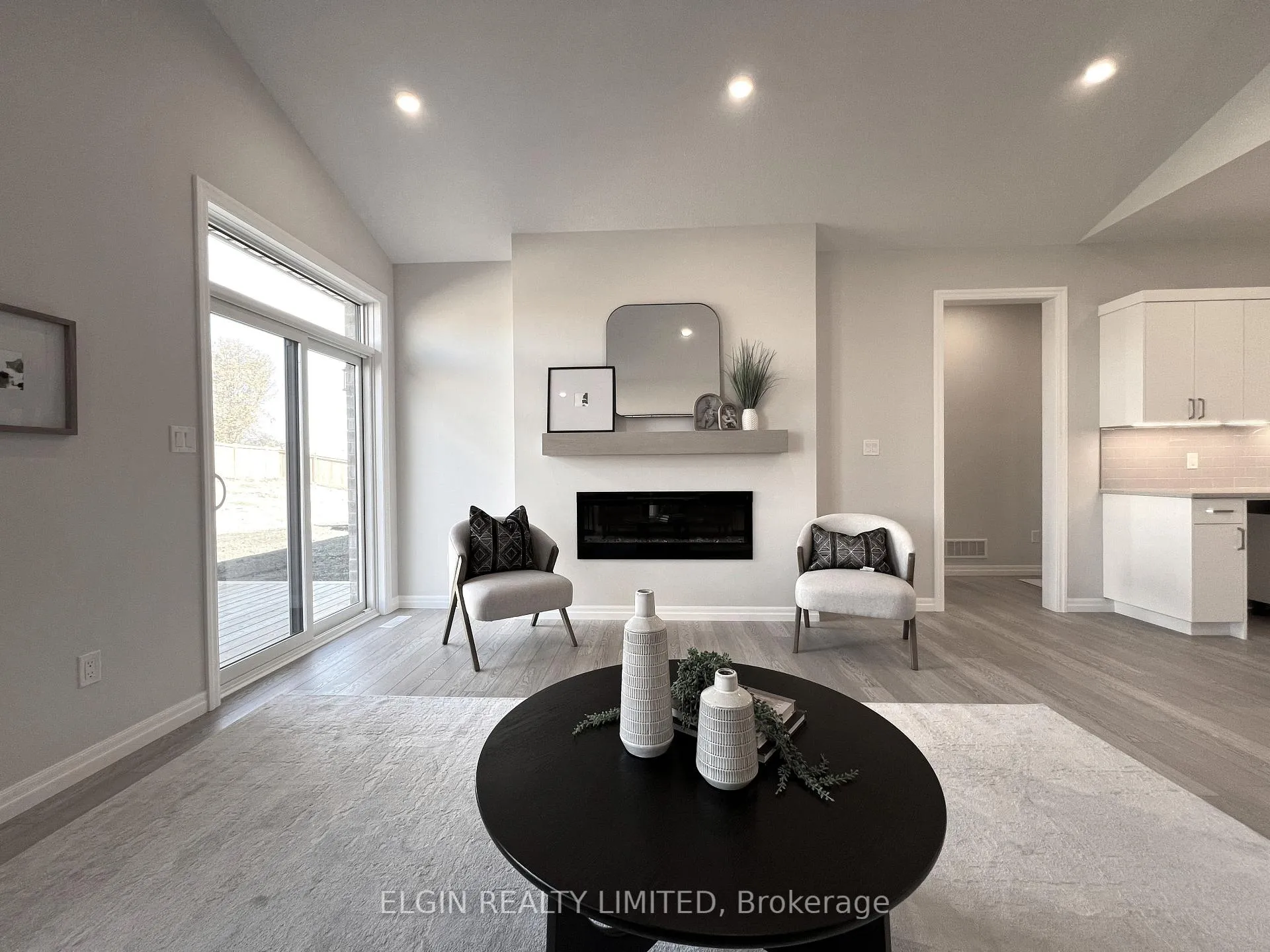 Photo 10 of 57 Willow Drive, Aylmer — HOMEH