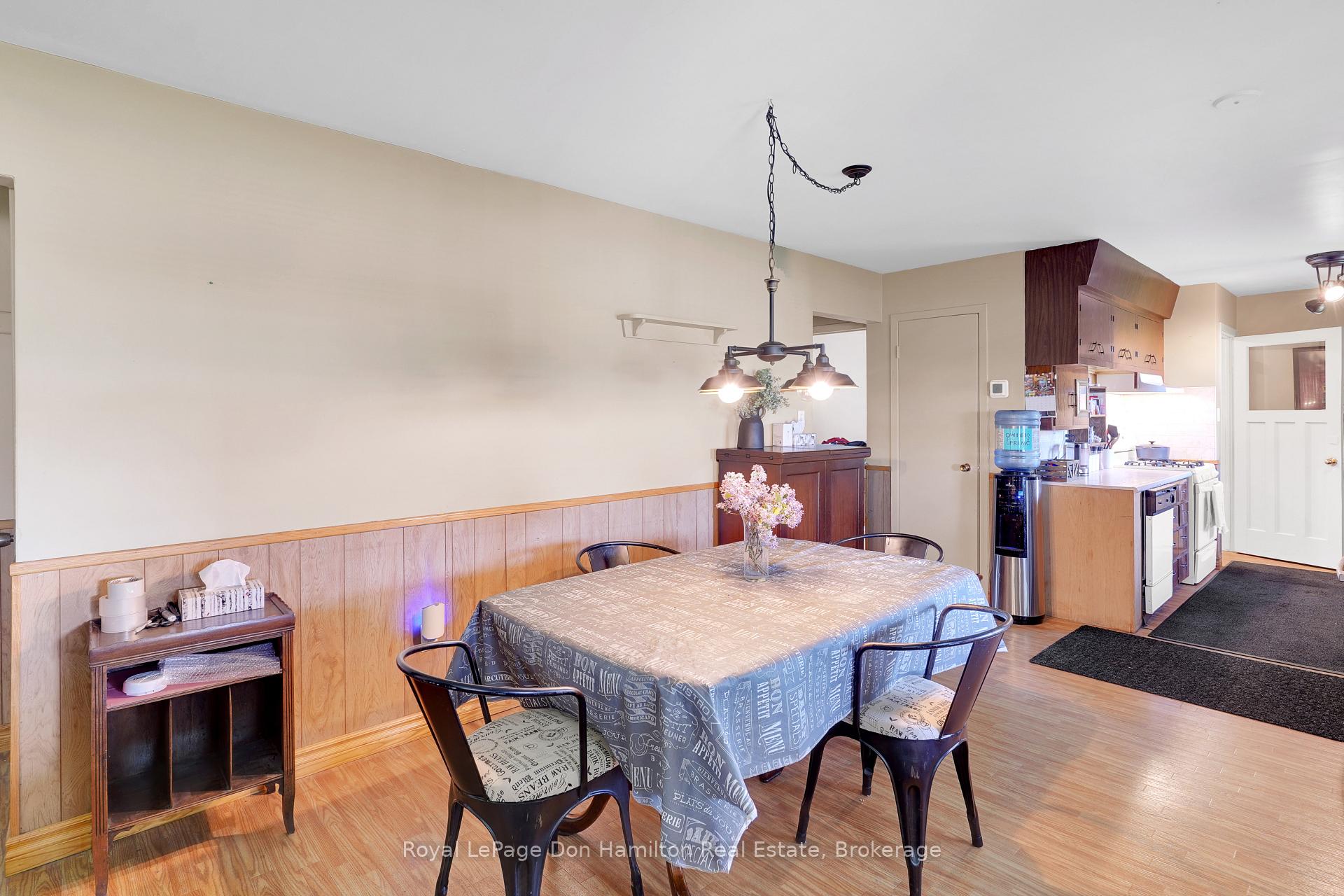 Photo 31 of 3160 Herrgott Road, Wellesley — HOMEH