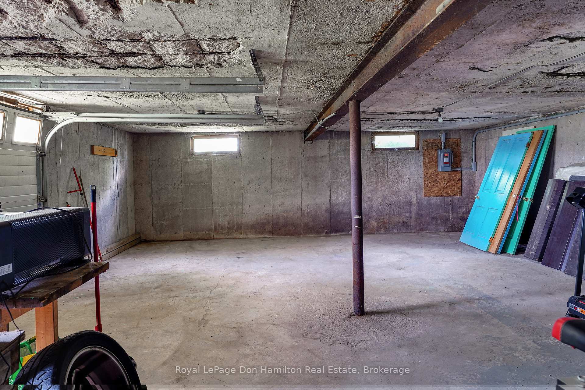 Photo 40 of 3160 Herrgott Road, Wellesley — HOMEH