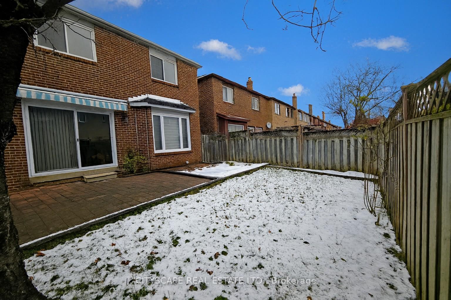 Photo 45 of 67 Brickstone Circle, Vaughan, Brownridge — HOMEH