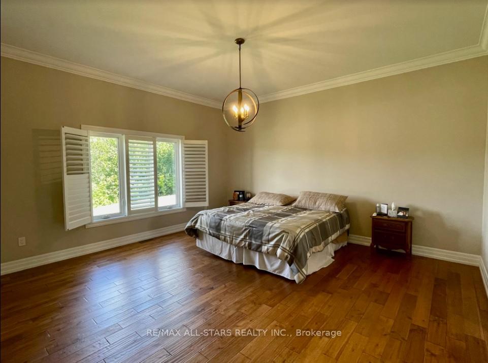 Photo 8 of 349 Zephyr Road, Uxbridge, Rural Uxbridge — HOMEH
