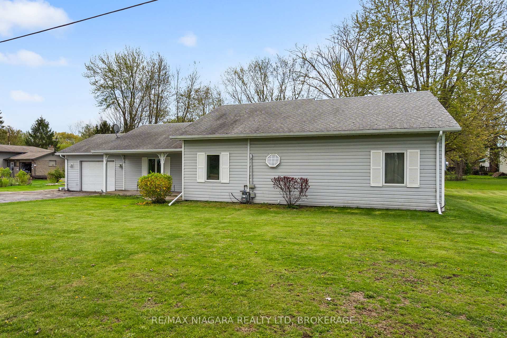 Photo 3 of 42585 Hwy 3, Wainfleet, Marshville/Winger — HOMEH