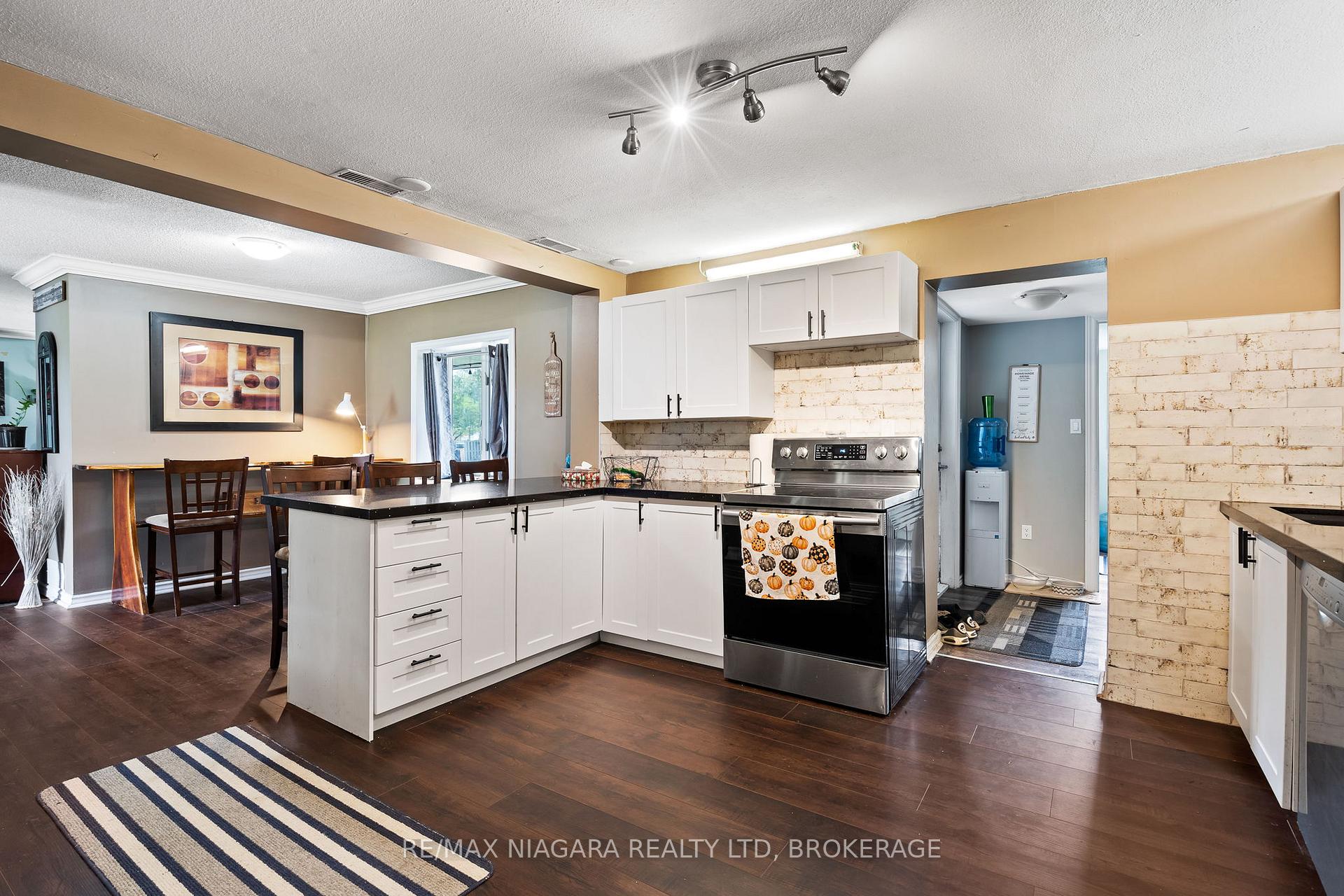 Photo 10 of 42585 Hwy 3, Wainfleet, Marshville/Winger — HOMEH