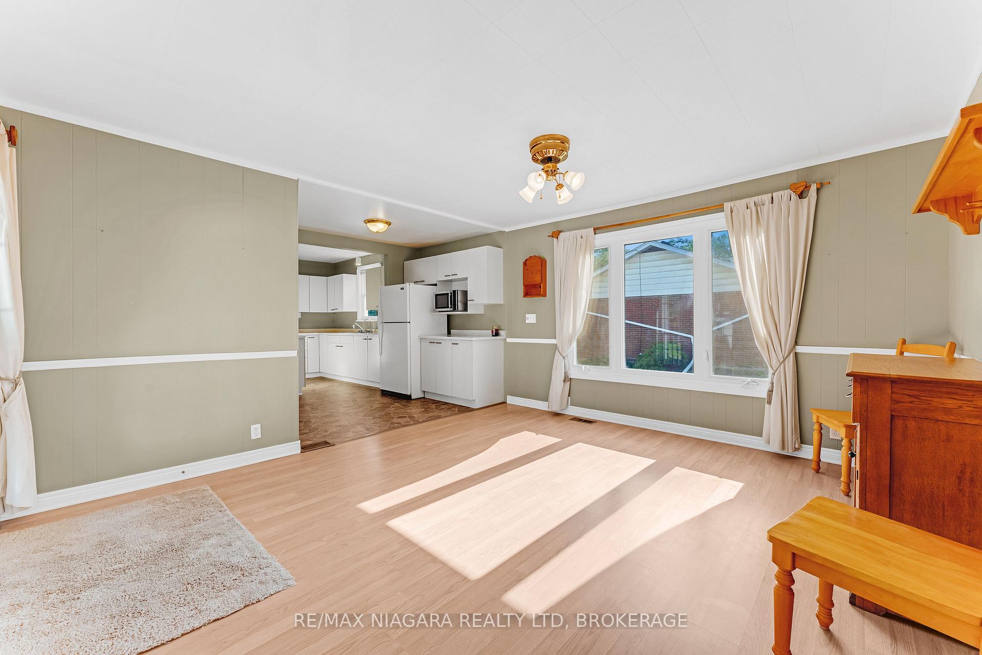 Photo 14 of 42574 3 Highway, Wainfleet, Marshville/Winger — HOMEH