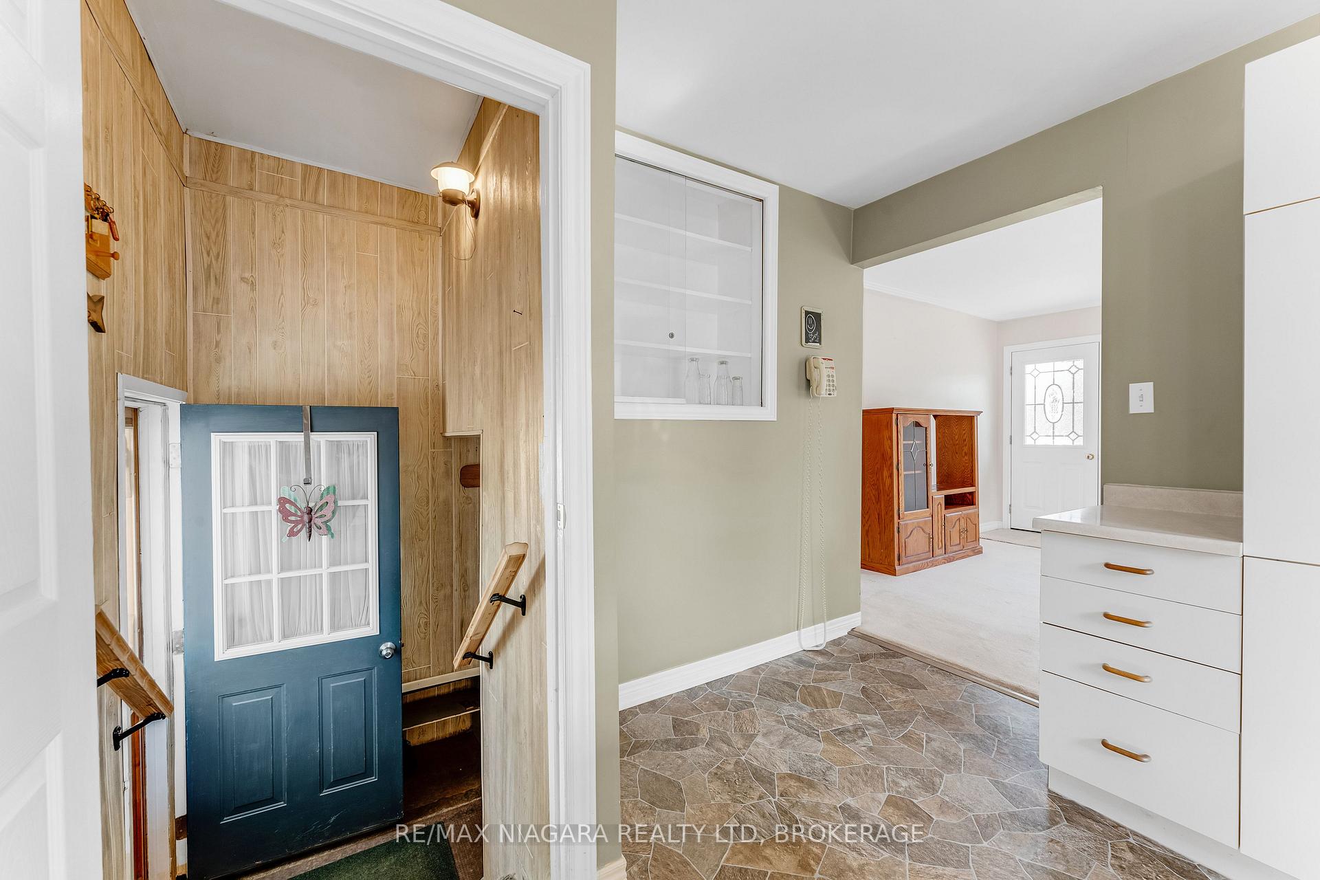 Photo 17 of 42574 3 Highway, Wainfleet, Marshville/Winger — HOMEH