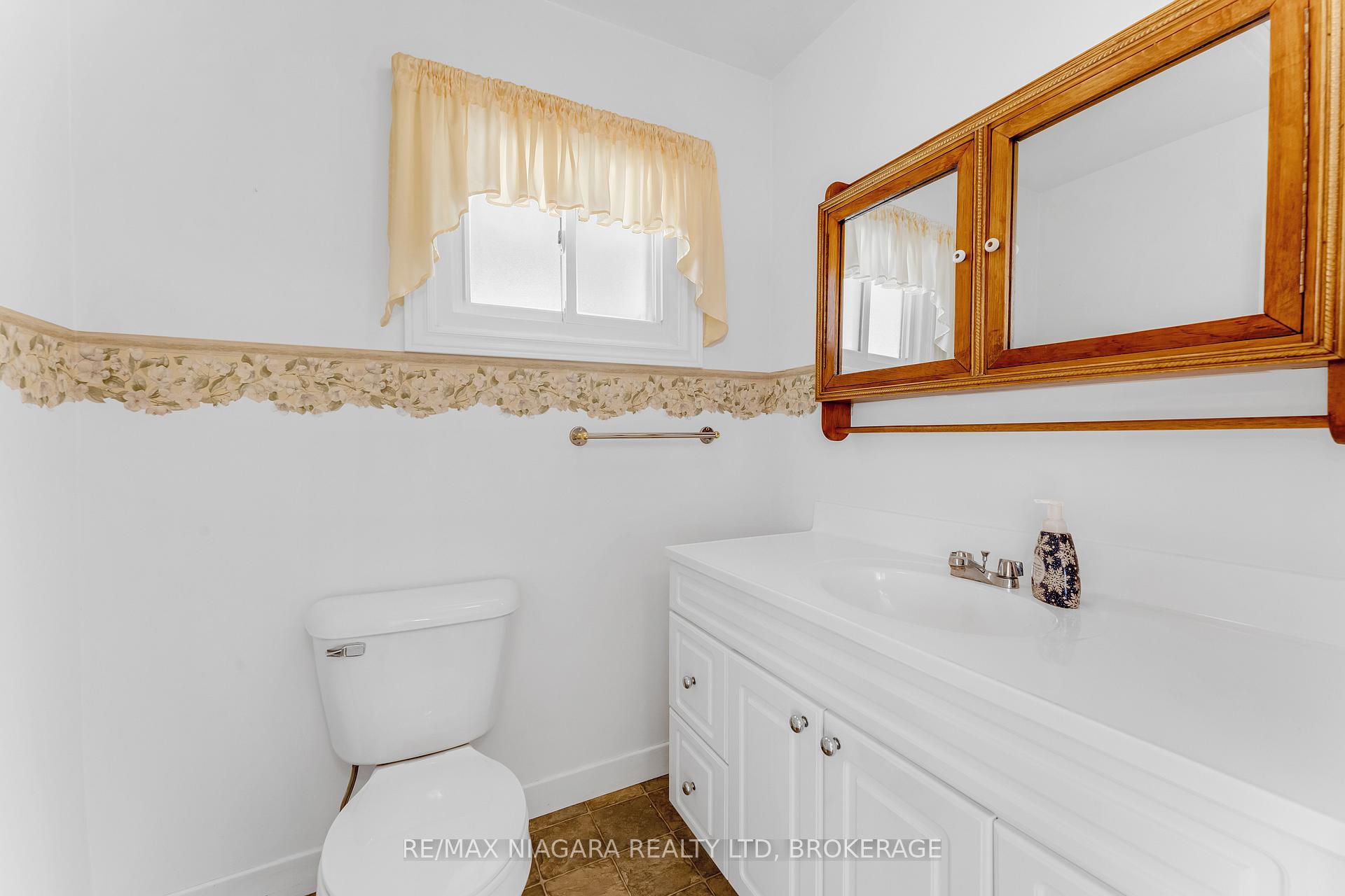 Photo 28 of 42574 3 Highway, Wainfleet, Marshville/Winger — HOMEH