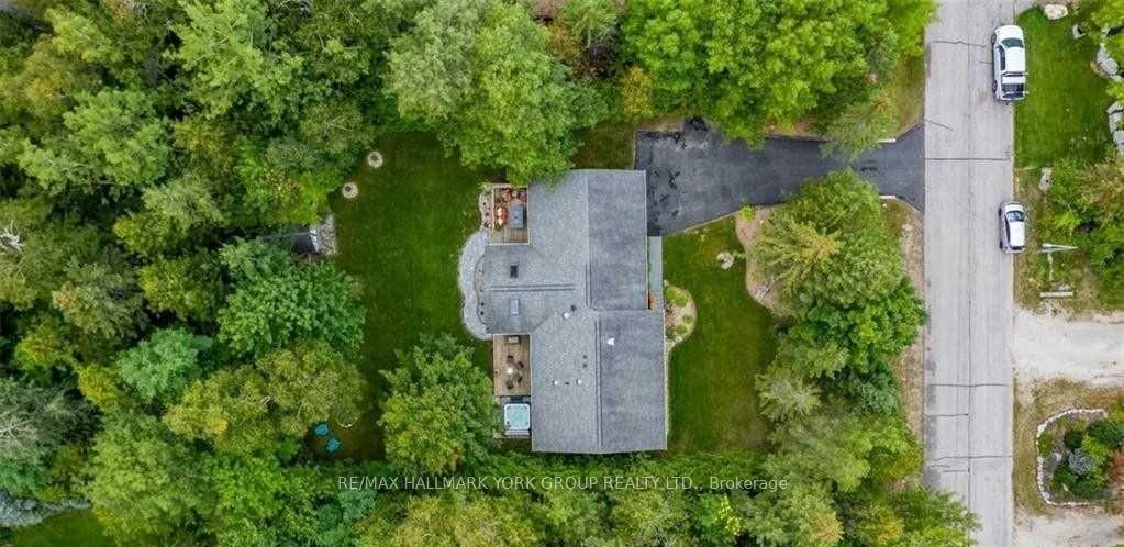 Photo 27 of 52 Birchwood Trail, Wasaga Beach — HOMEH