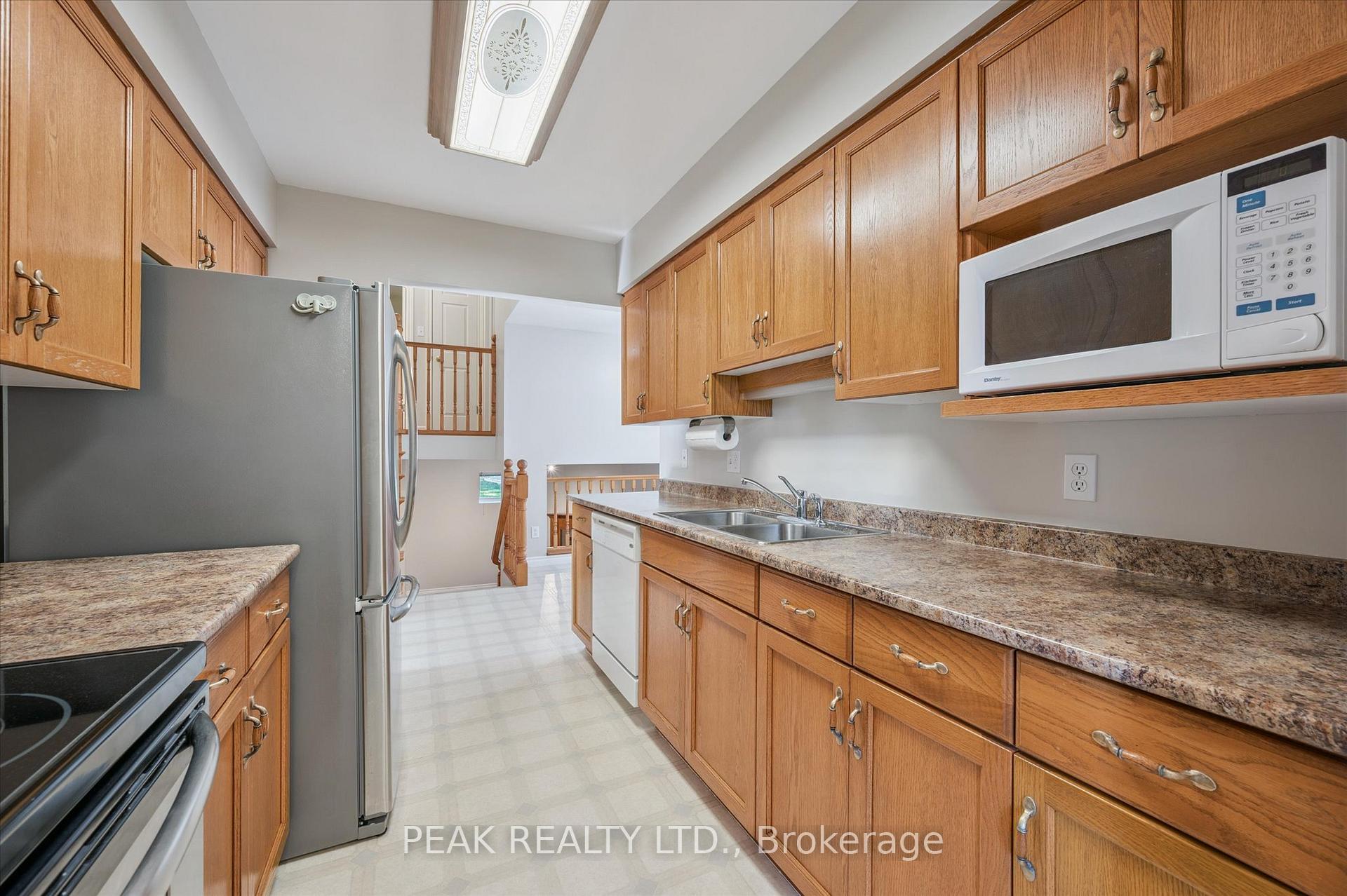 Photo 14 of 359 Westvale Drive, Waterloo — HOMEH