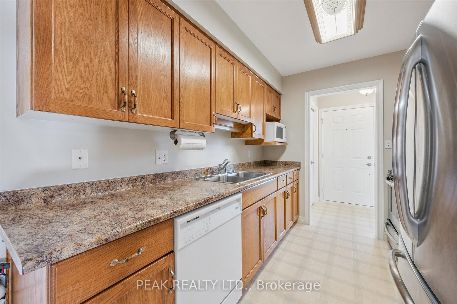 Photo 16 of 359 Westvale Drive, Waterloo — HOMEH