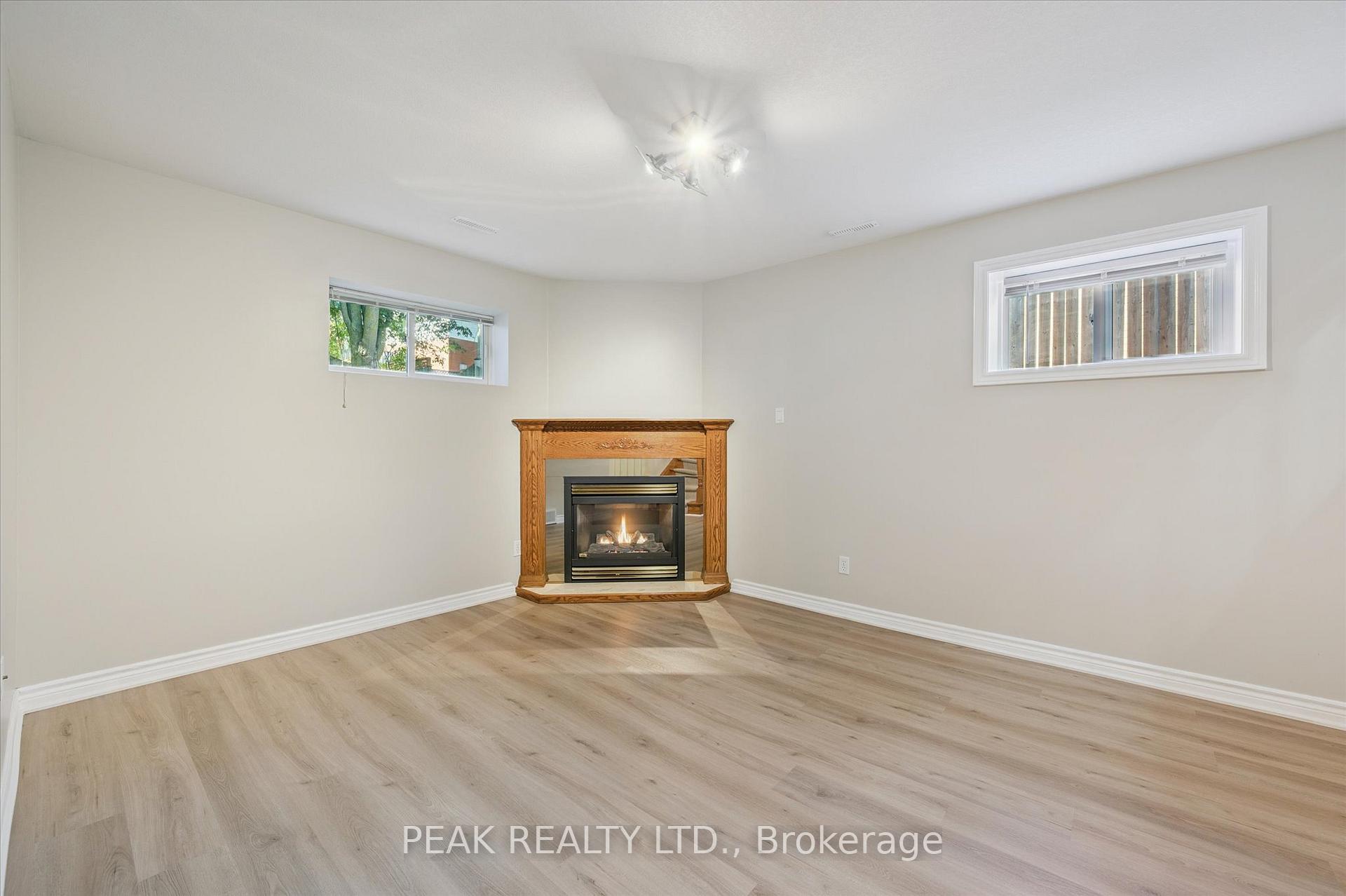 Photo 21 of 359 Westvale Drive, Waterloo — HOMEH