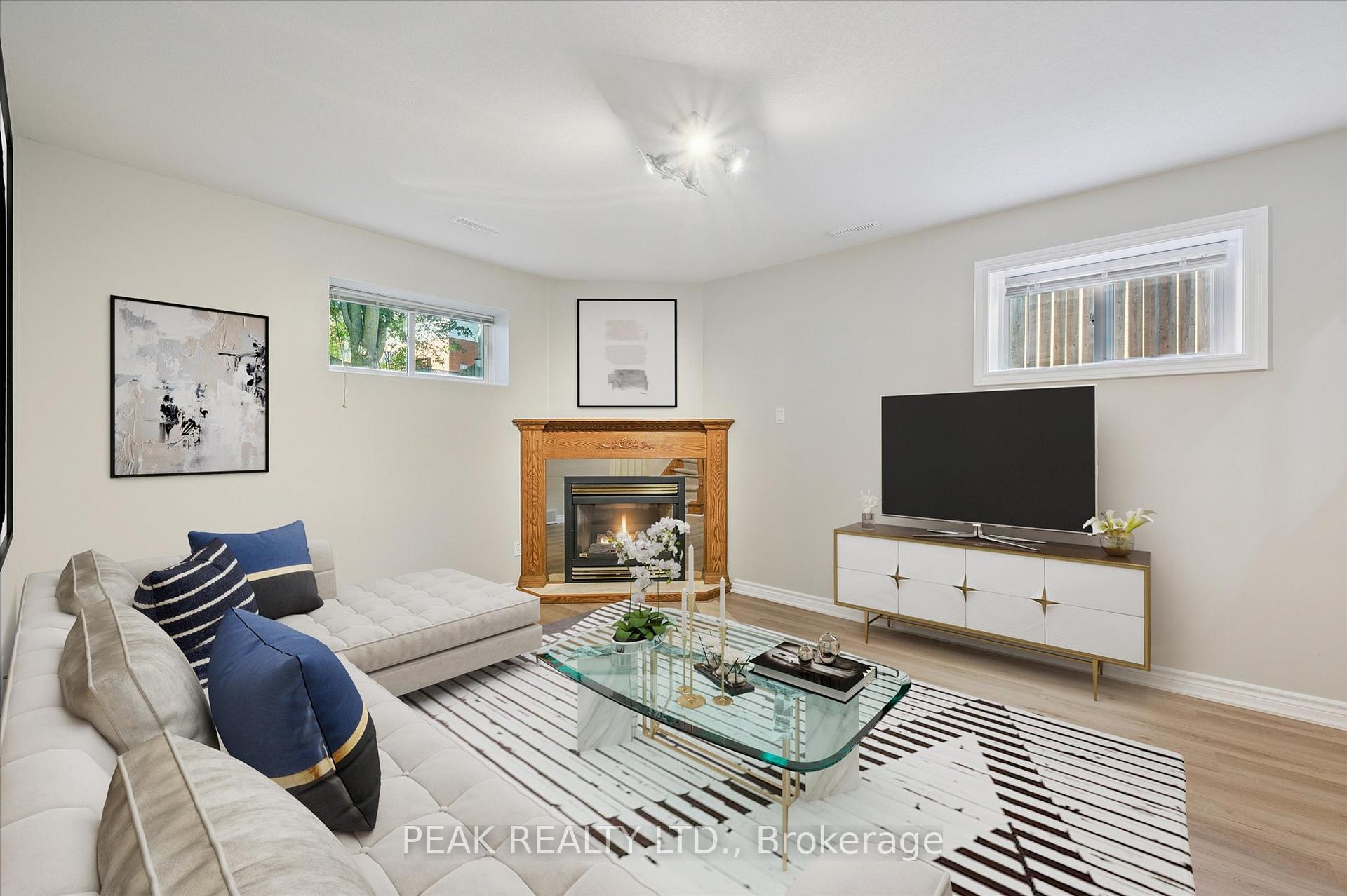 Photo 22 of 359 Westvale Drive, Waterloo — HOMEH
