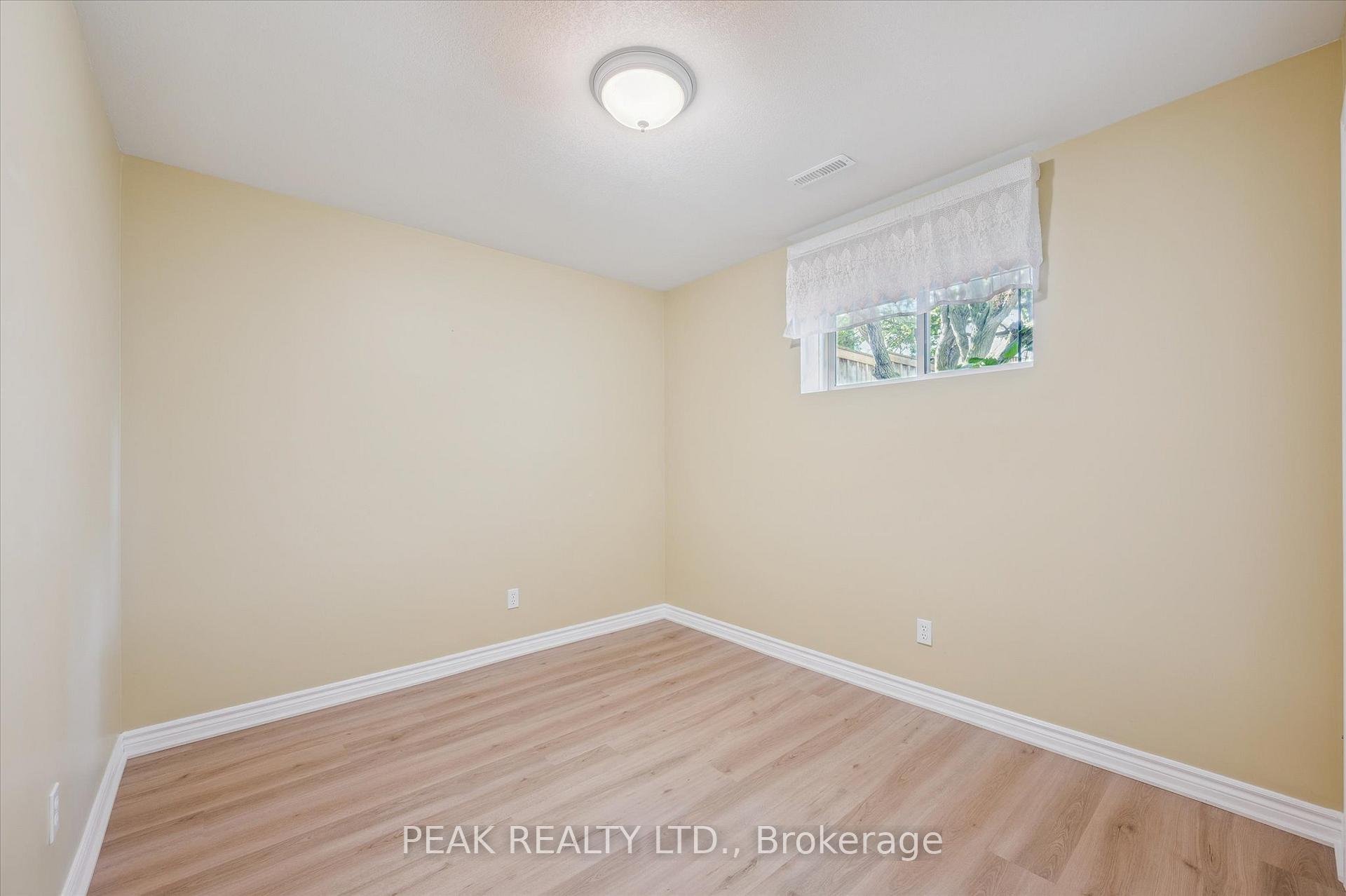 Photo 25 of 359 Westvale Drive, Waterloo — HOMEH