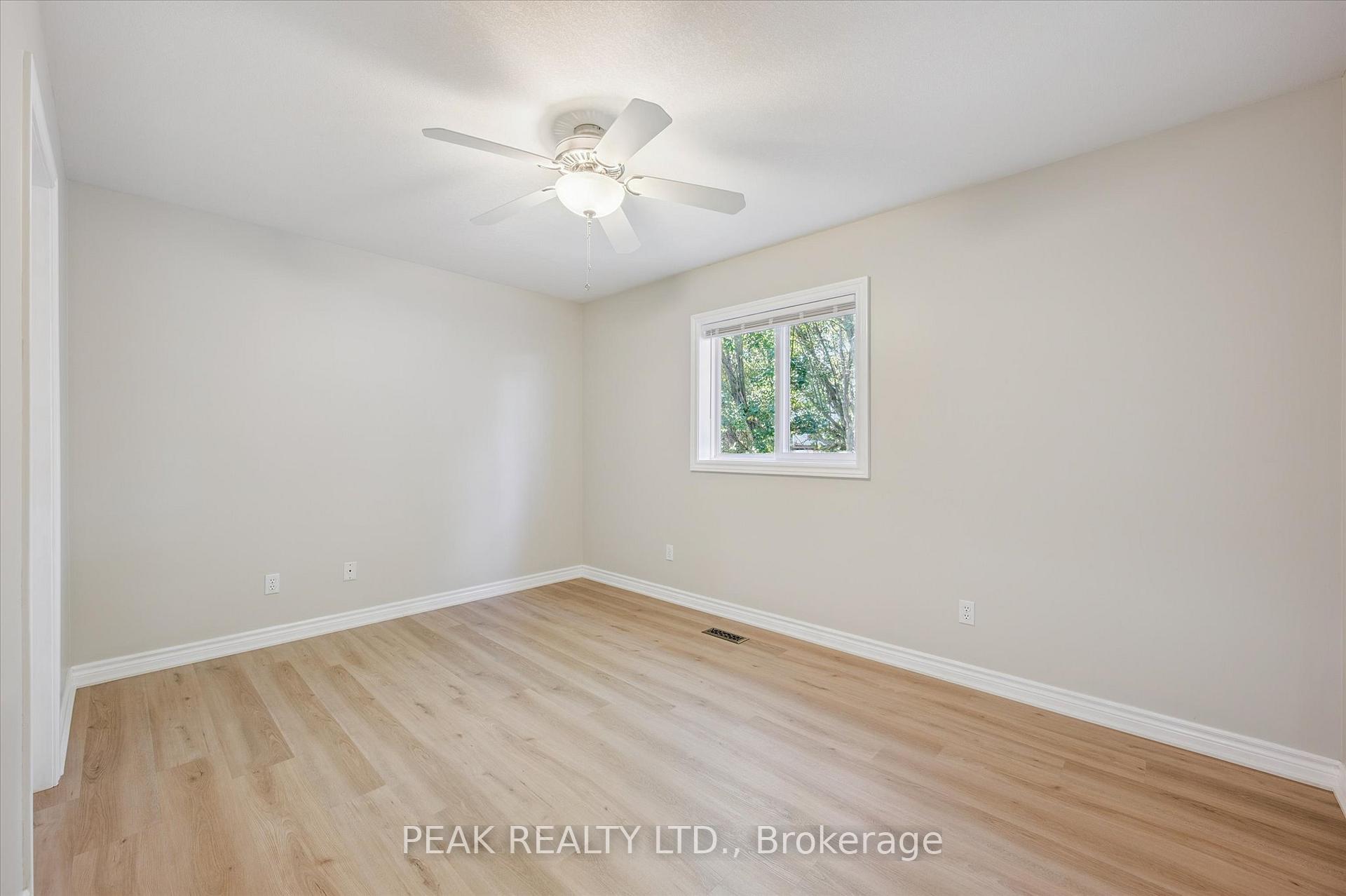 Photo 28 of 359 Westvale Drive, Waterloo — HOMEH