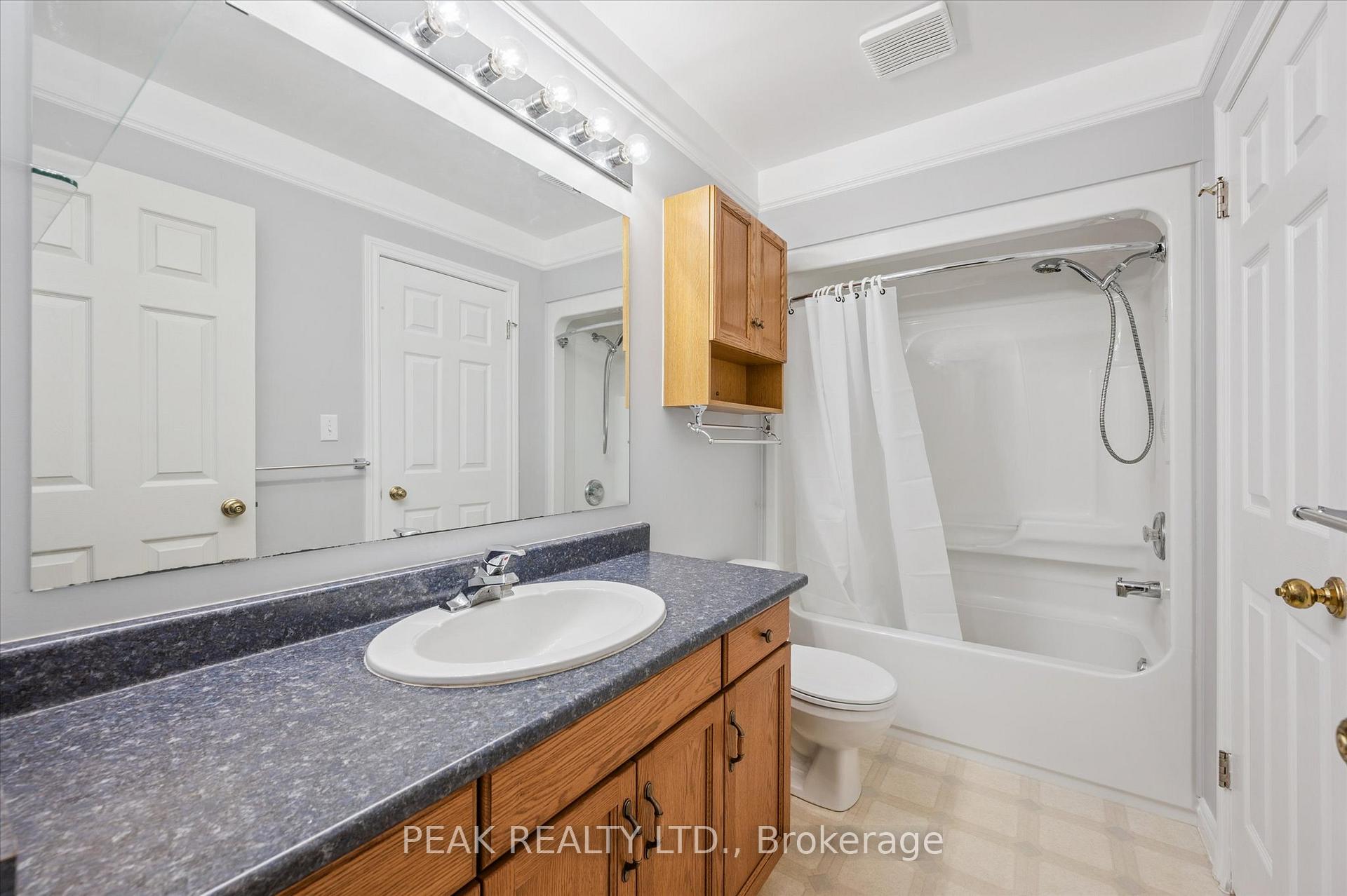Photo 31 of 359 Westvale Drive, Waterloo — HOMEH