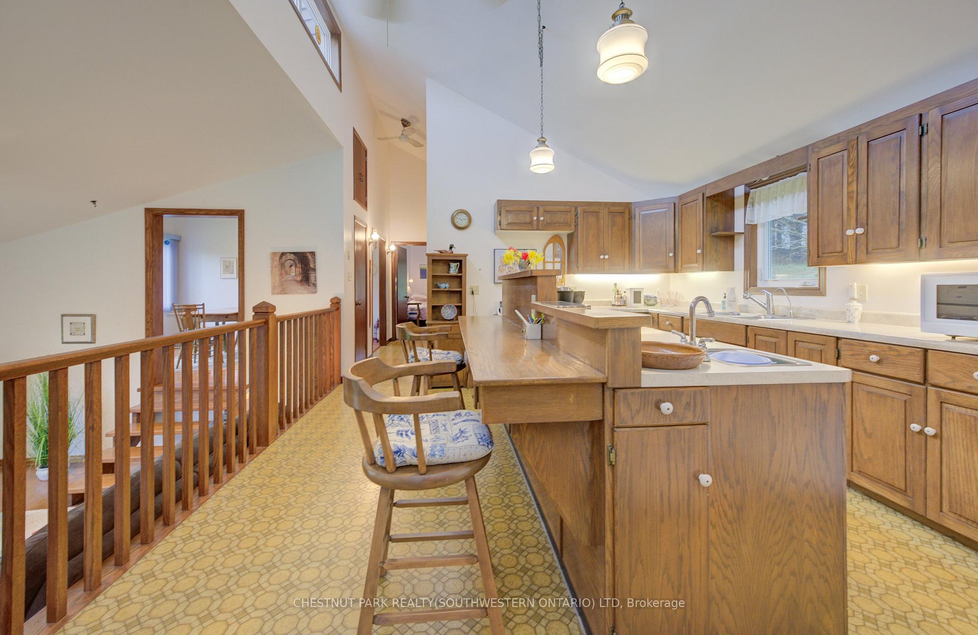 Photo 8 of 2060 Moser-Young Road, Wellesley — HOMEH