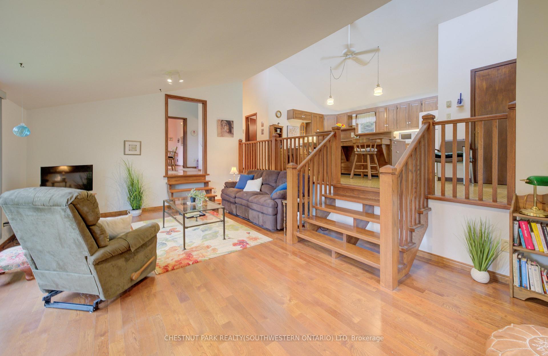 Photo 14 of 2060 Moser-Young Road, Wellesley — HOMEH