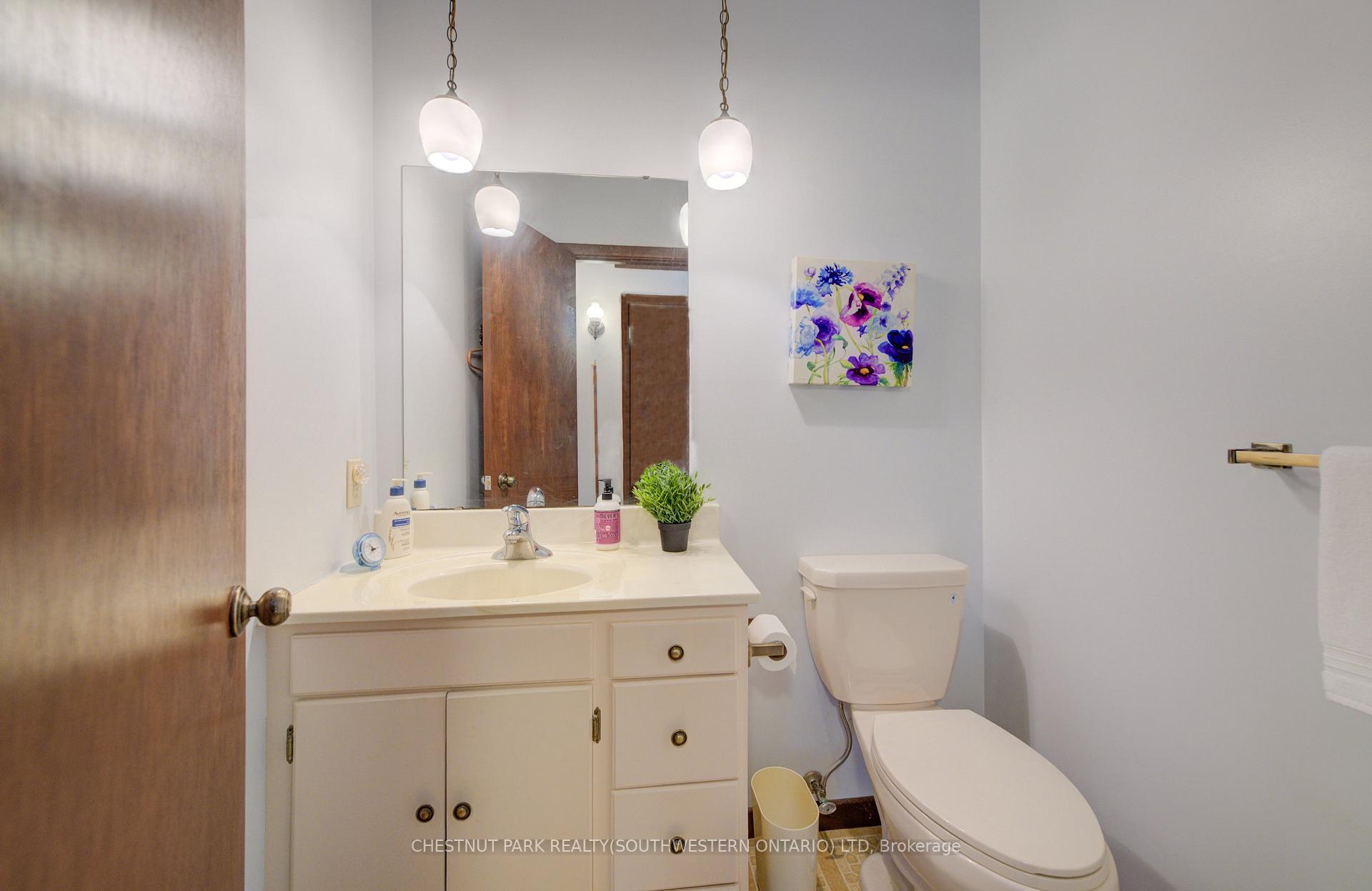 Photo 25 of 2060 Moser-Young Road, Wellesley — HOMEH