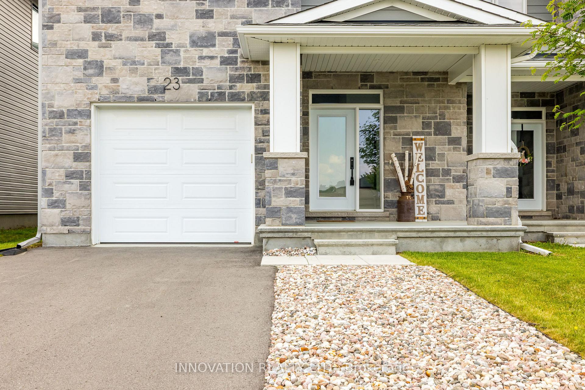 Photo 2 of 23 Mac Beattie Drive, Arnprior — HOMEH