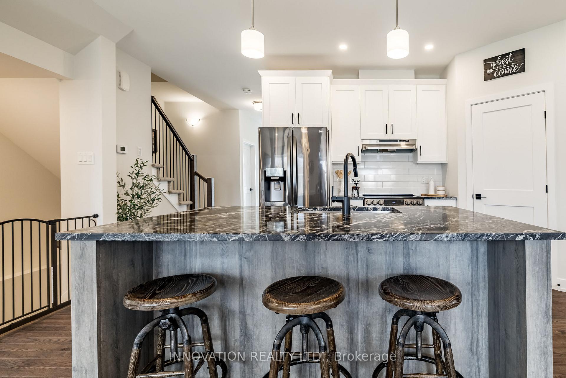 Photo 21 of 23 Mac Beattie Drive, Arnprior — HOMEH