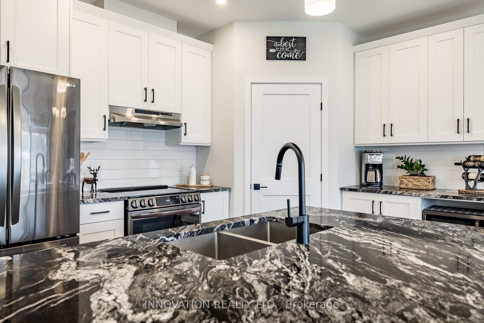 Photo 14 of 23 Mac Beattie Drive, Arnprior — HOMEH