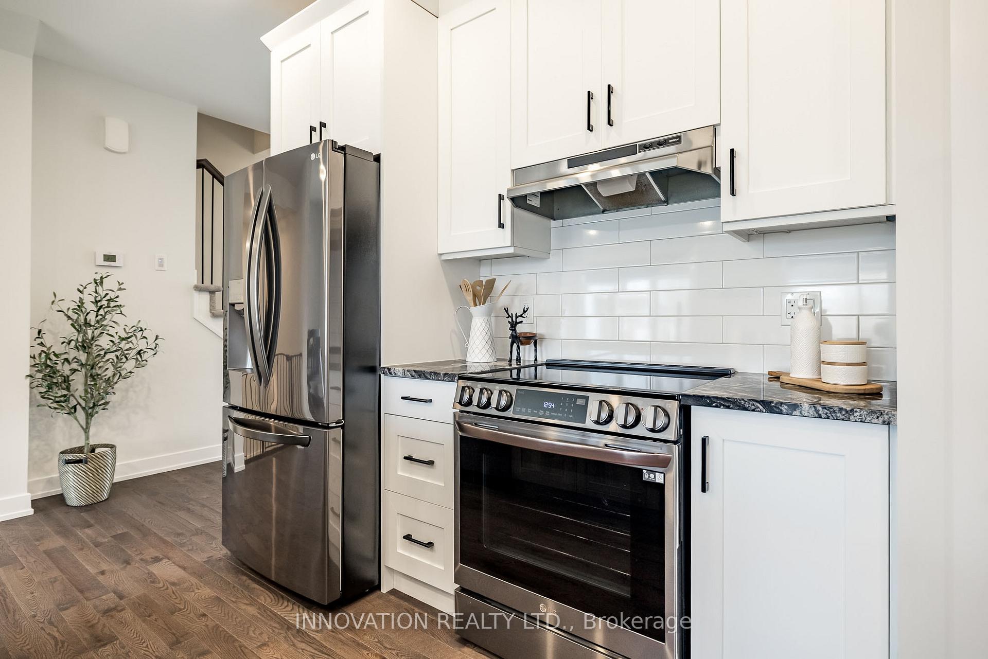 Photo 17 of 23 Mac Beattie Drive, Arnprior — HOMEH