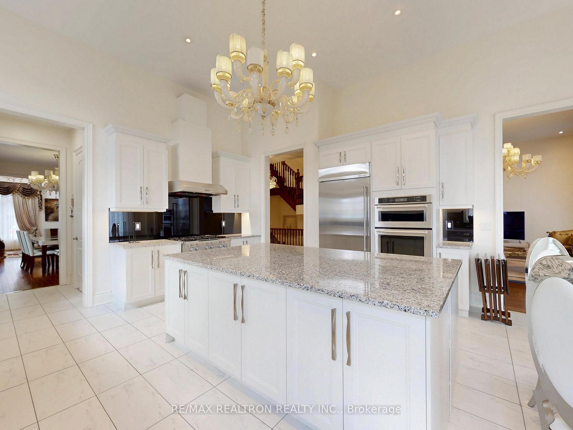 Photo 14 of 1 Conger Street, Vaughan, Patterson — HOMEH