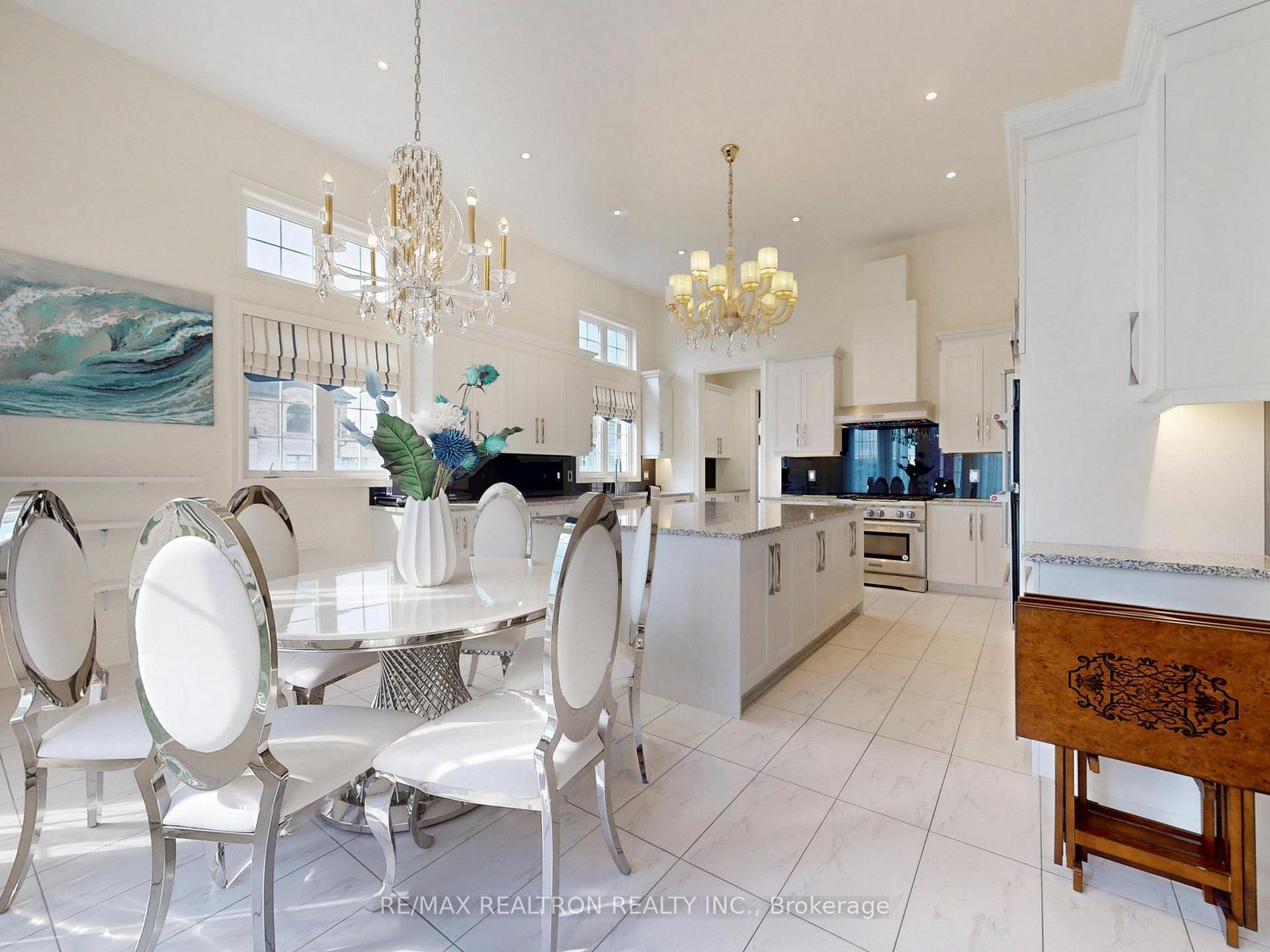 Photo 15 of 1 Conger Street, Vaughan, Patterson — HOMEH