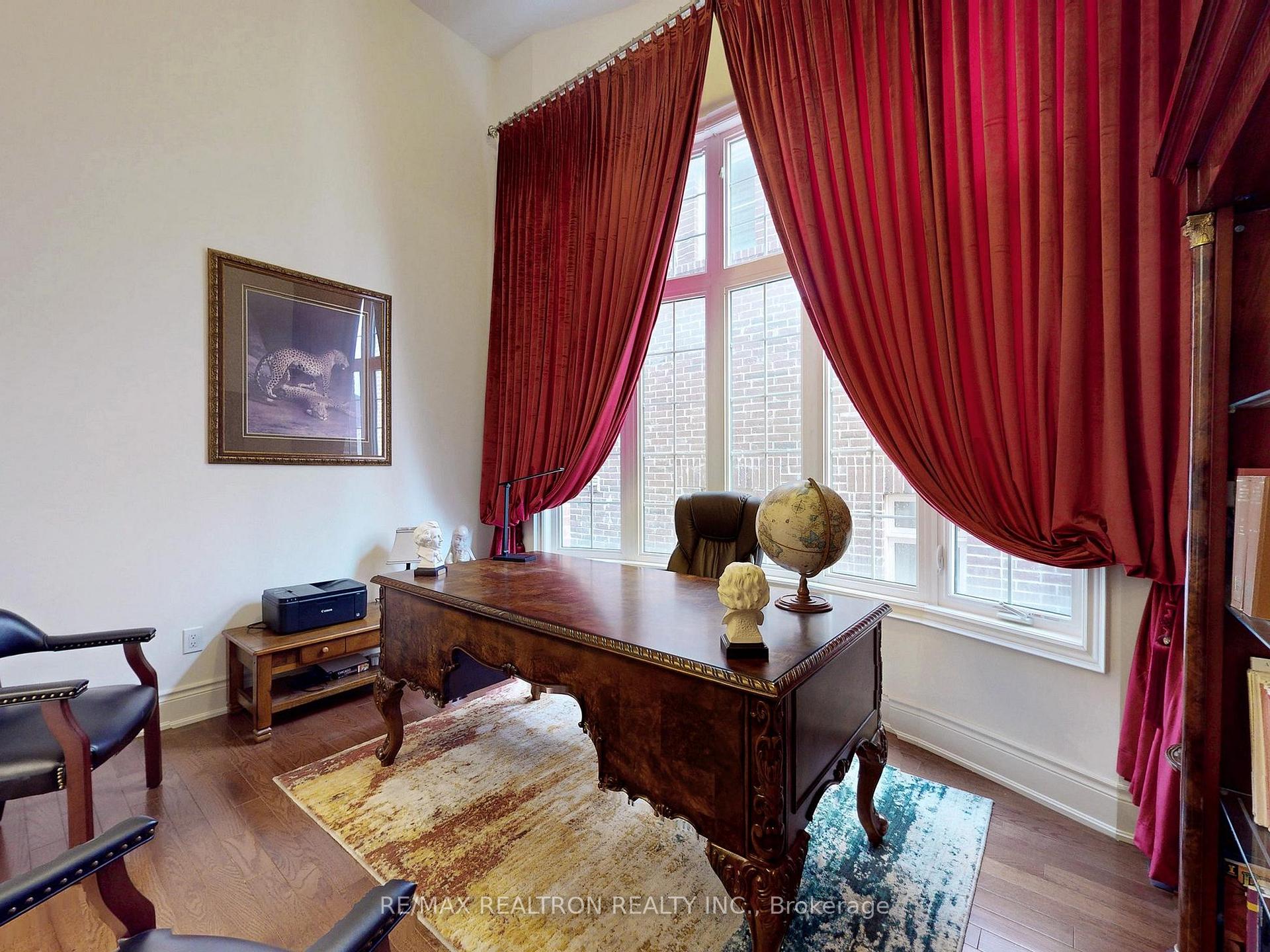 Photo 20 of 1 Conger Street, Vaughan, Patterson — HOMEH