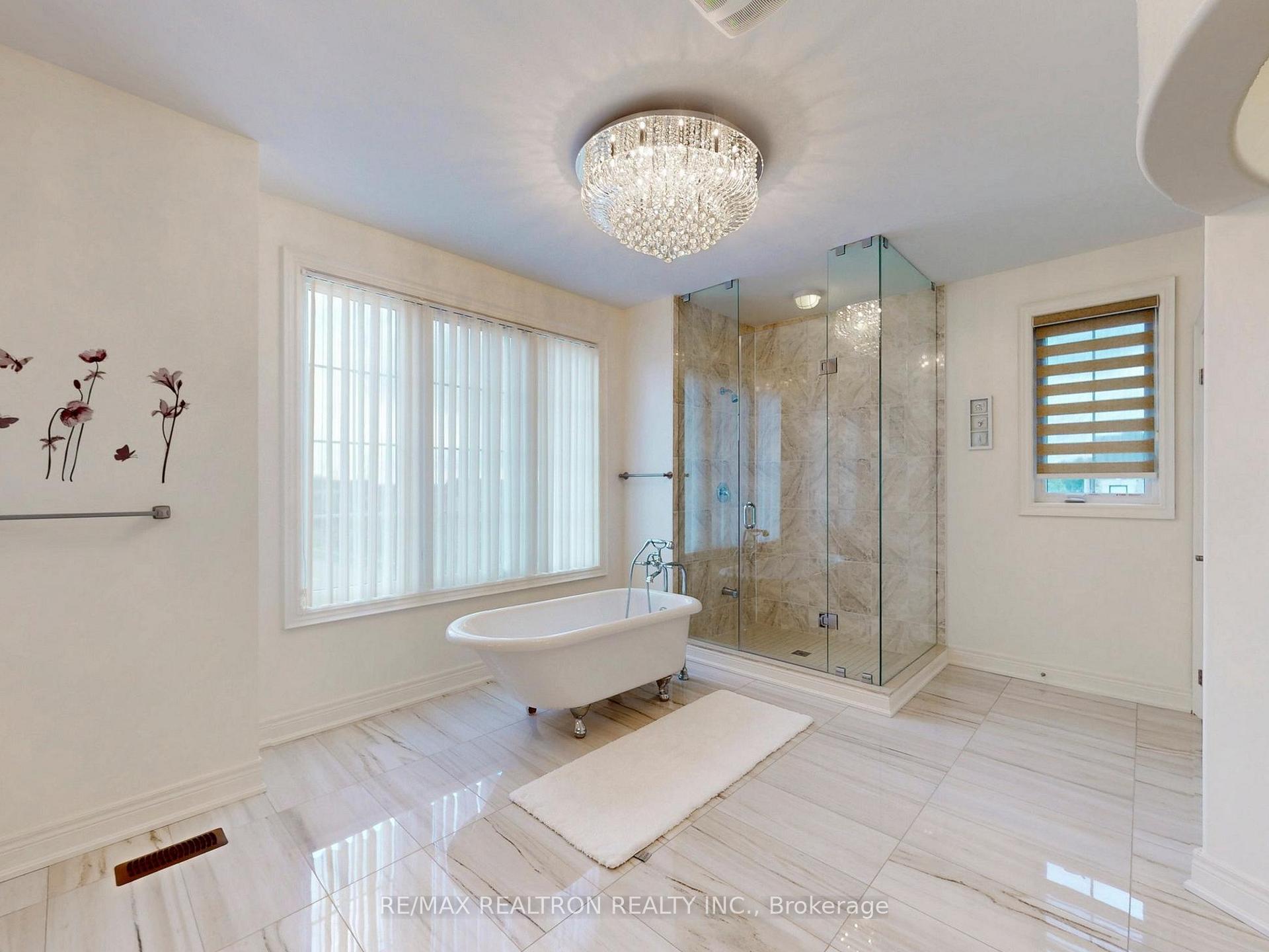 Photo 24 of 1 Conger Street, Vaughan, Patterson — HOMEH