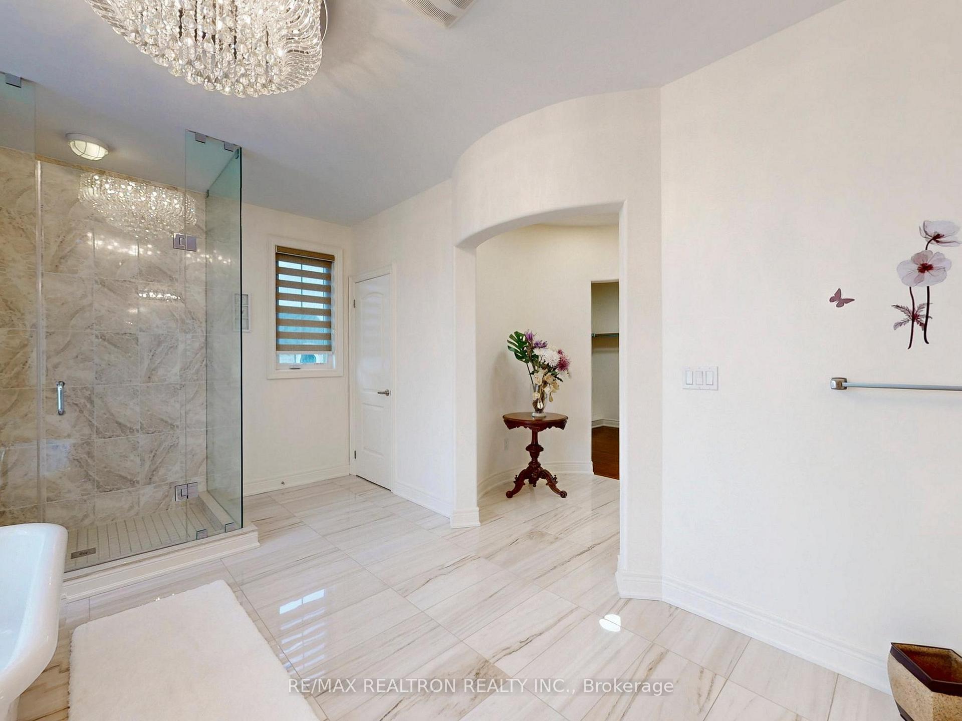 Photo 25 of 1 Conger Street, Vaughan, Patterson — HOMEH