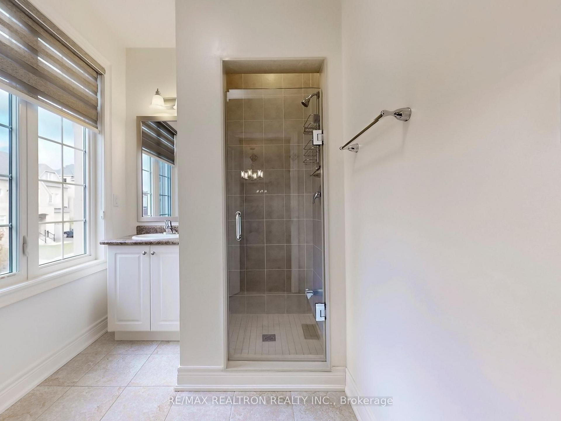 Photo 32 of 1 Conger Street, Vaughan, Patterson — HOMEH