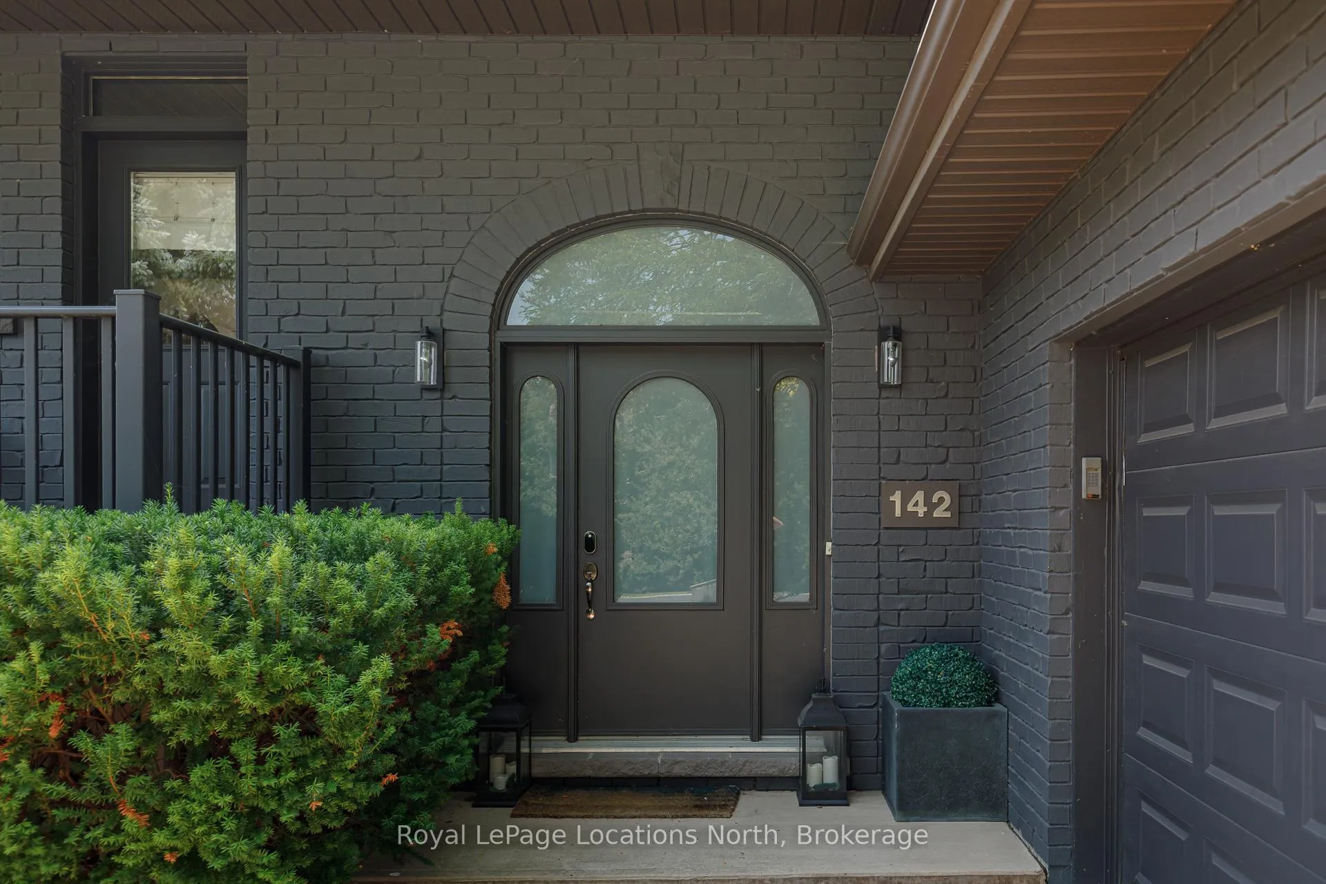 Photo 5 of 142 Brooker Boulevard, Blue Mountains — HOMEH