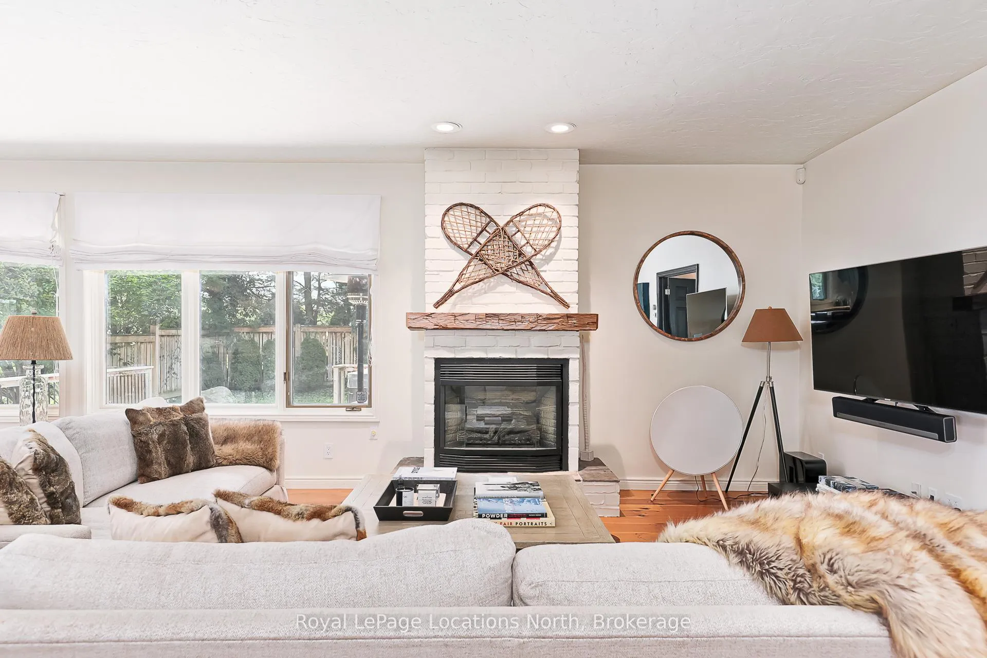 Photo 10 of 142 Brooker Boulevard, Blue Mountains — HOMEH