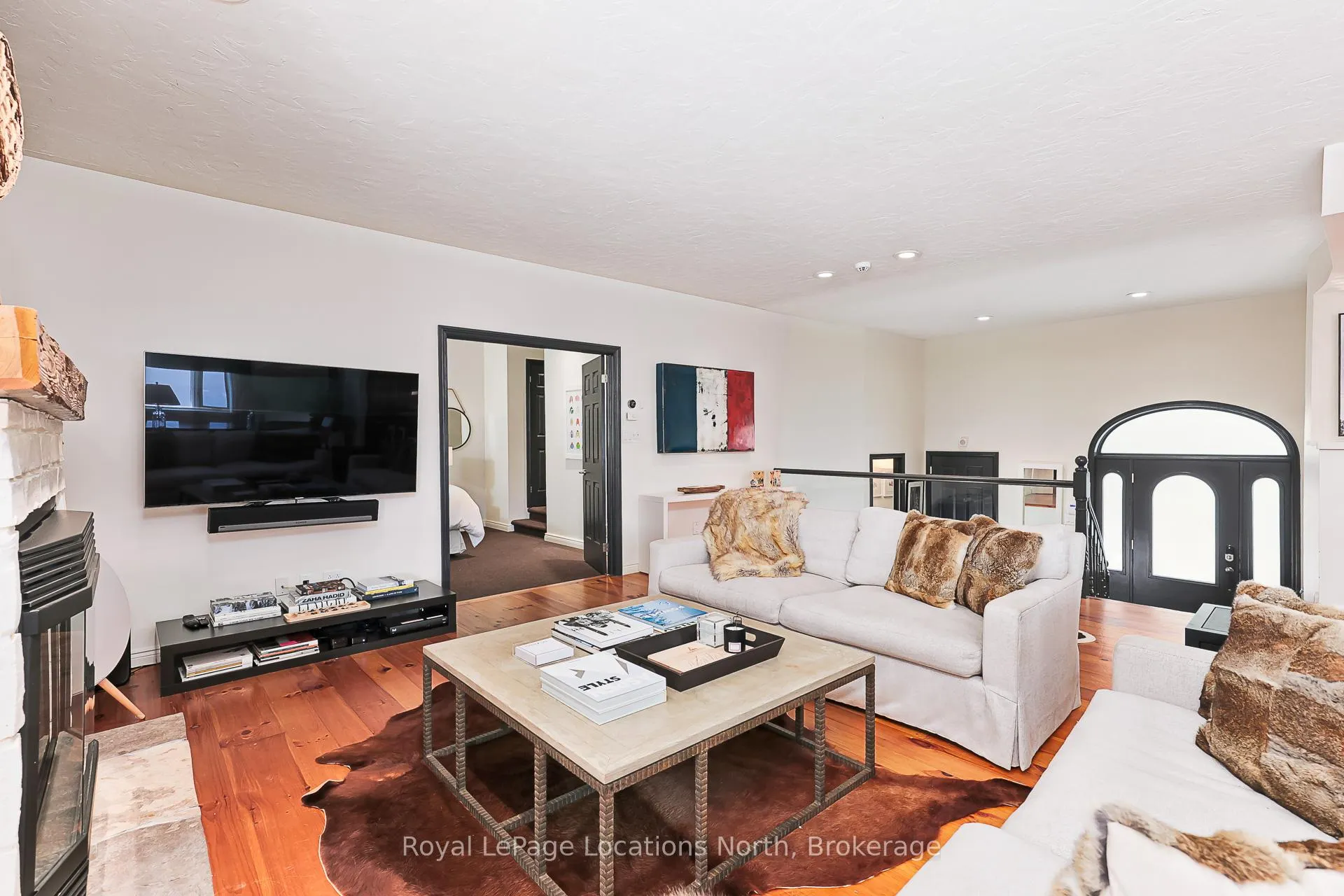 Photo 12 of 142 Brooker Boulevard, Blue Mountains — HOMEH