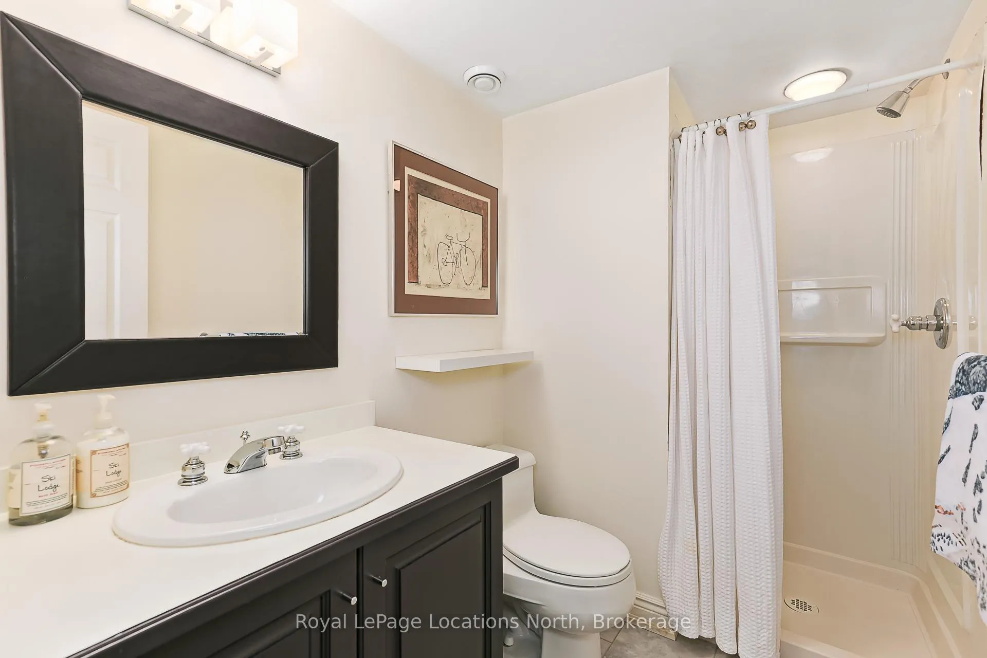 Photo 33 of 142 Brooker Boulevard, Blue Mountains — HOMEH