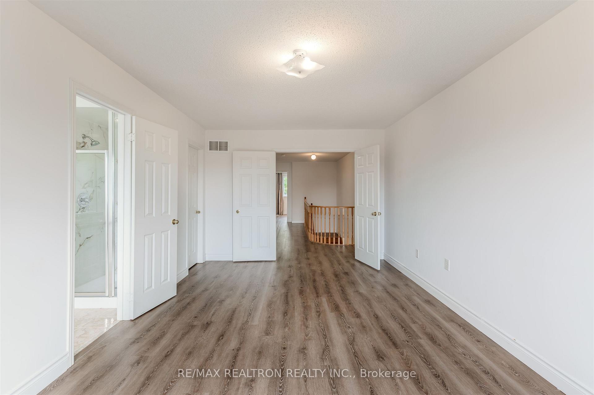Photo 21 of 76 Argento Crescent, Vaughan, Vellore Village — HOMEH
