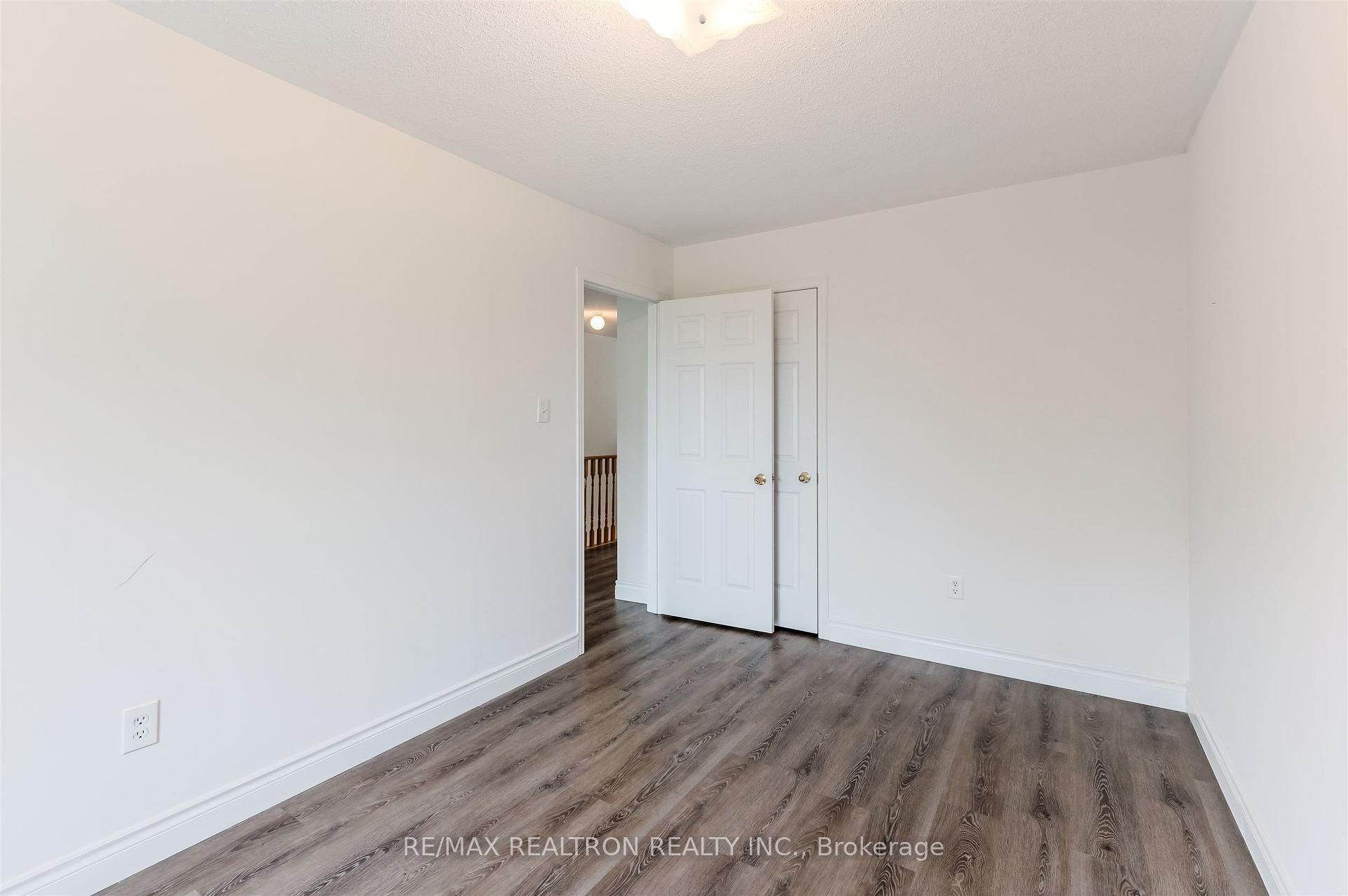 Photo 28 of 76 Argento Crescent, Vaughan, Vellore Village — HOMEH
