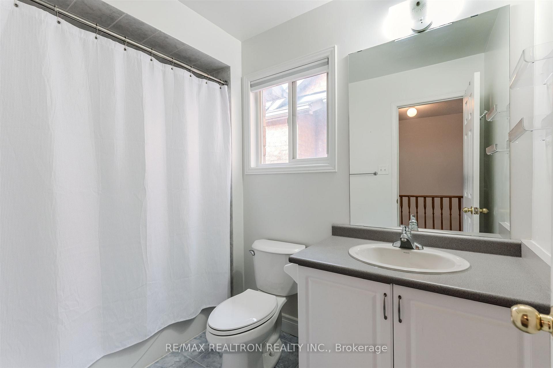 Photo 29 of 76 Argento Crescent, Vaughan, Vellore Village — HOMEH