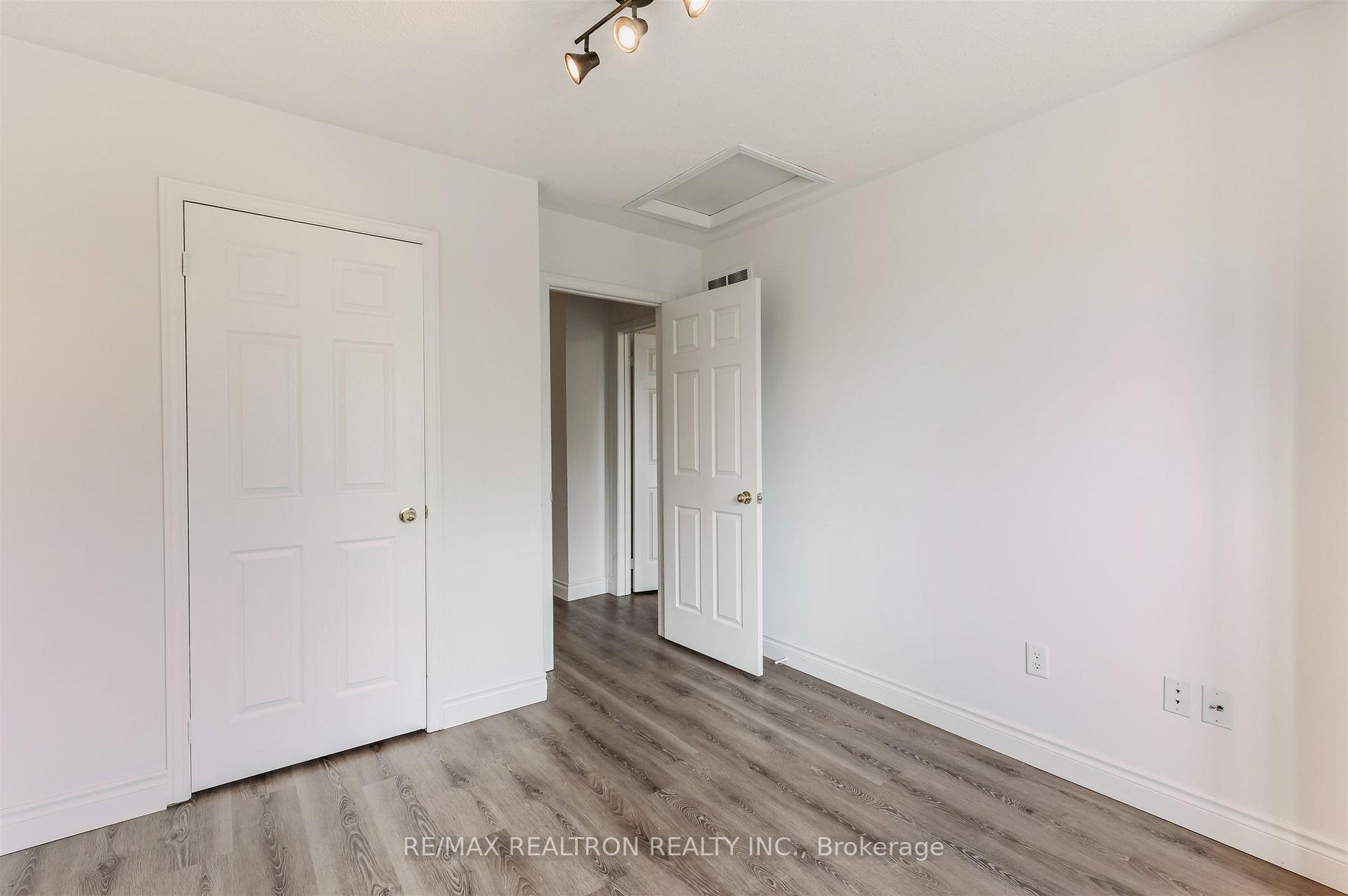Photo 31 of 76 Argento Crescent, Vaughan, Vellore Village — HOMEH