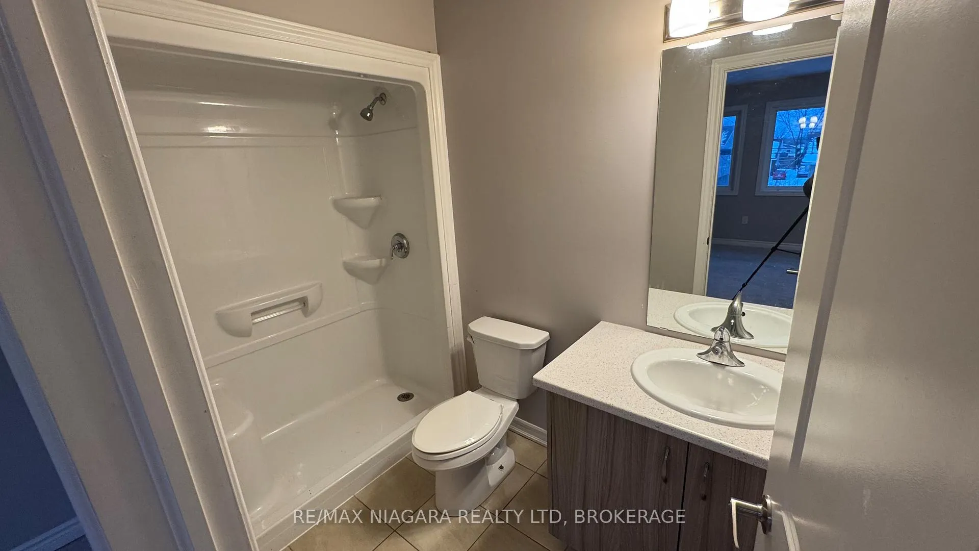Photo 9 of 263 Louise Street, Welland, Lincoln/Crowland — HOMEH