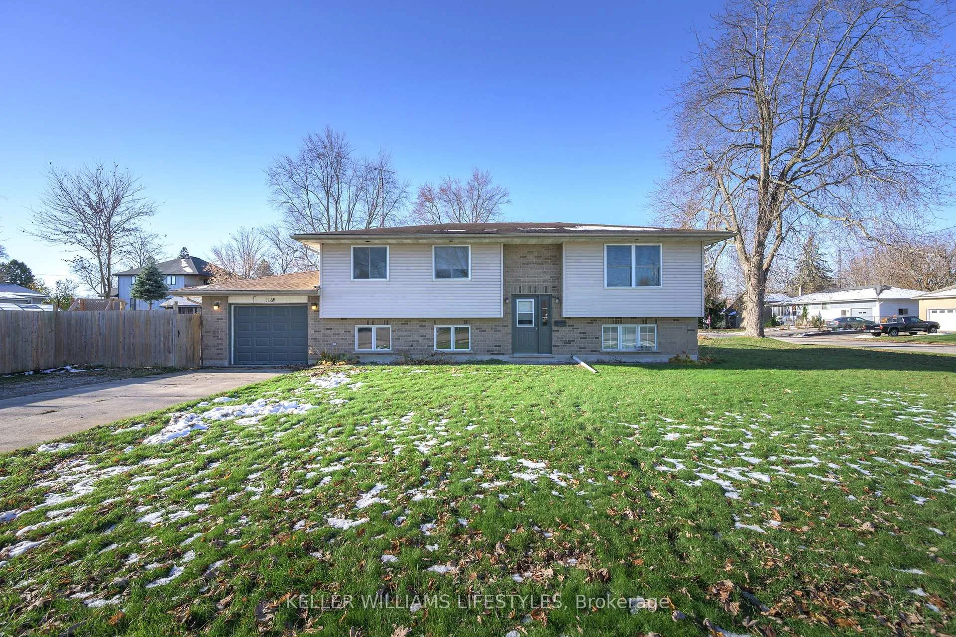 Photo 2 of 118 Main Street, West Elgin, West Lorne — HOMEH