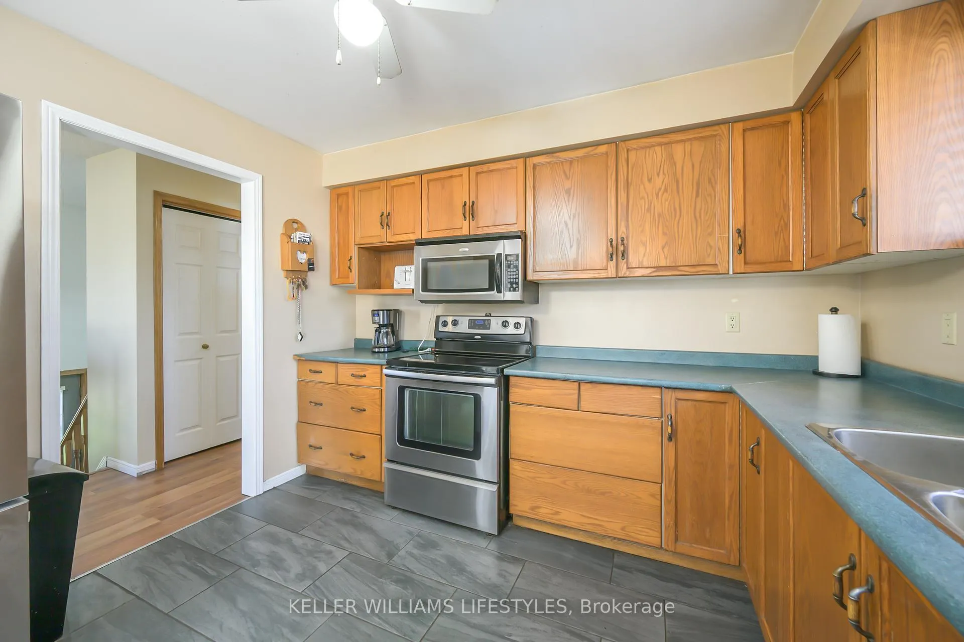 Photo 6 of 118 Main Street, West Elgin, West Lorne — HOMEH