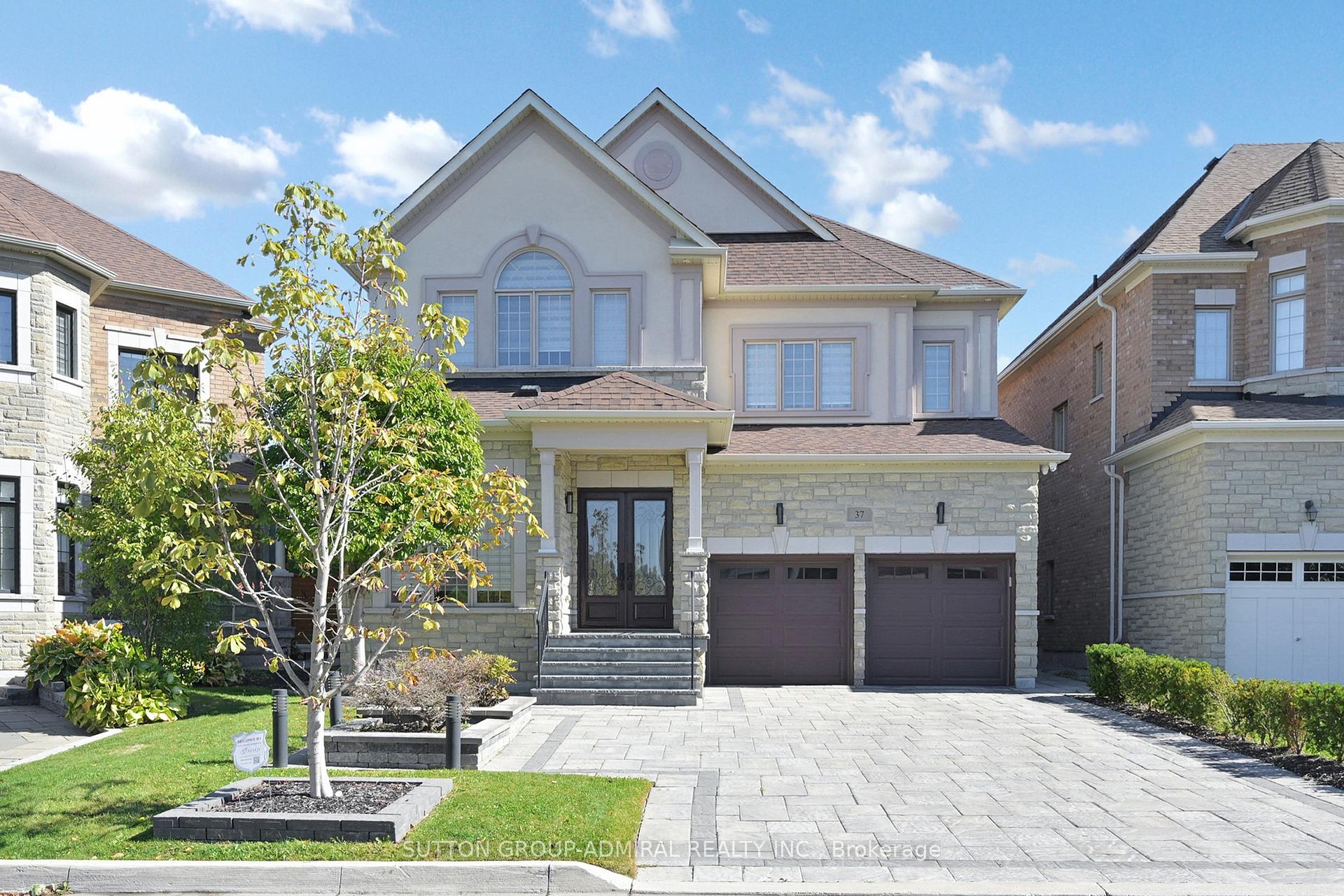 Front of 37 Cedarpoint Court