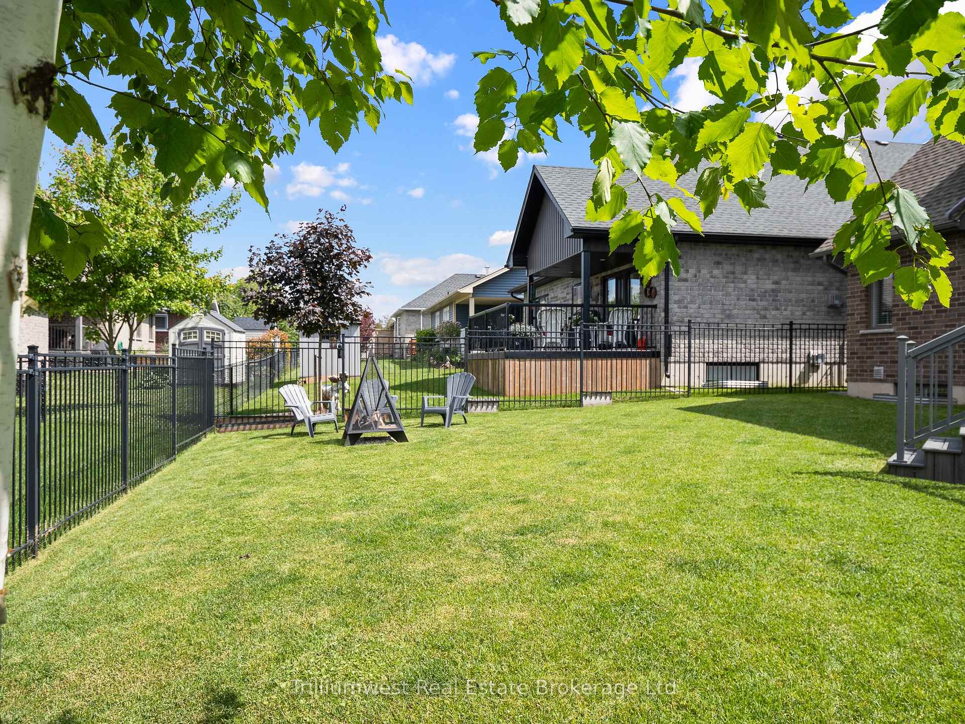 Photo 15 of 112 Ruby's Crescent, Wellington North, Mount Forest — HOMEH