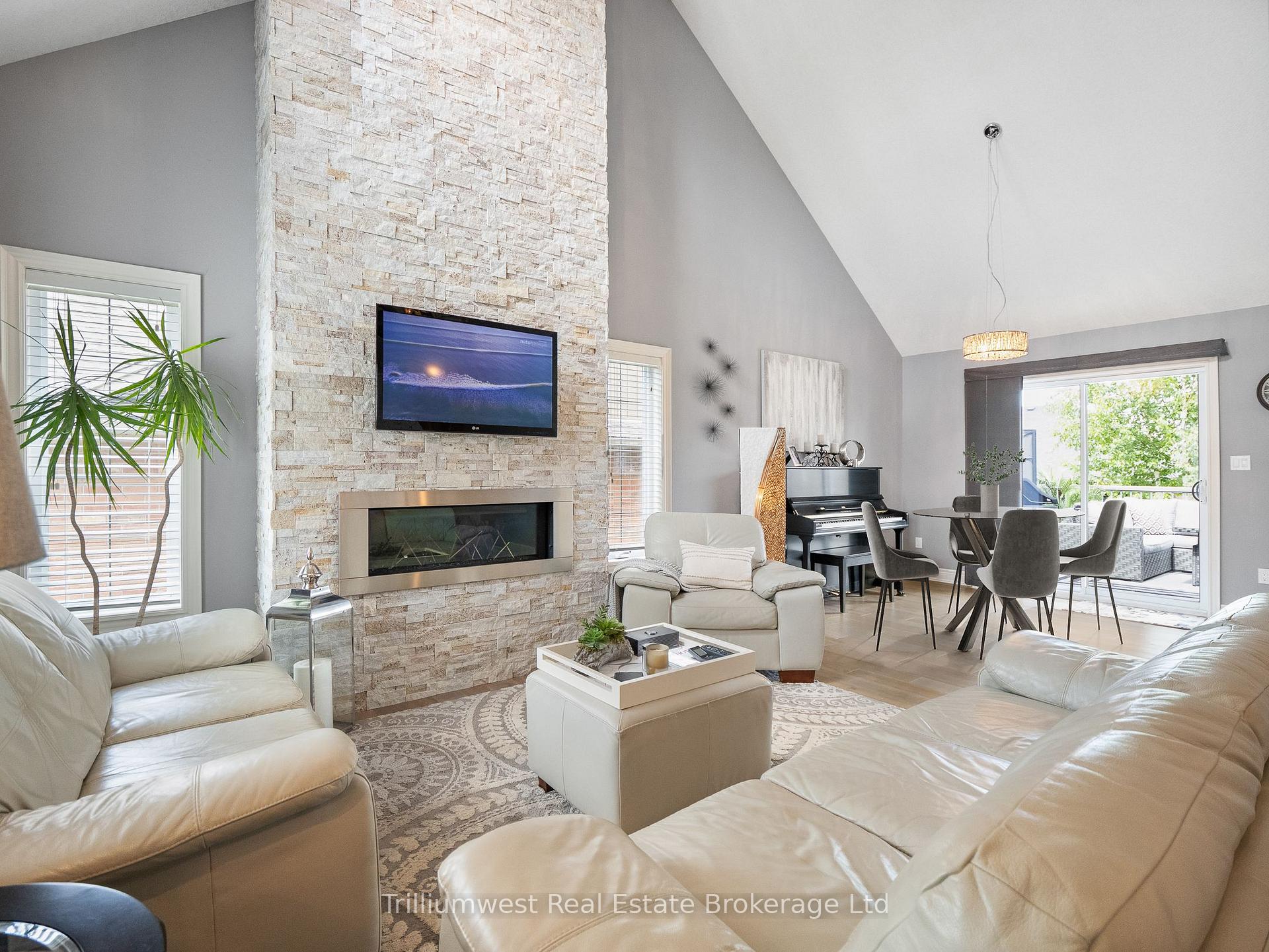 Photo 19 of 112 Ruby's Crescent, Wellington North, Mount Forest — HOMEH