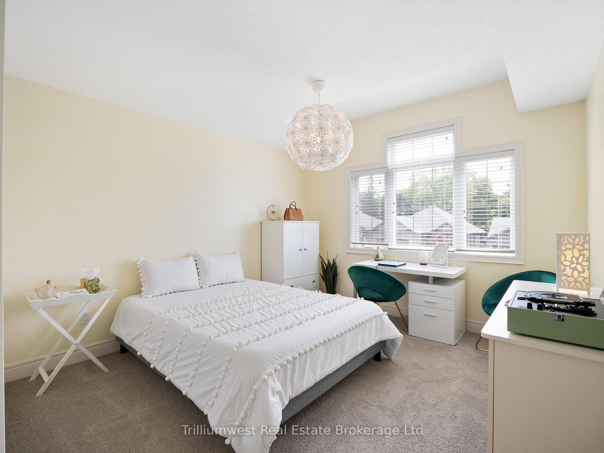 Photo 27 of 112 Ruby's Crescent, Wellington North, Mount Forest — HOMEH