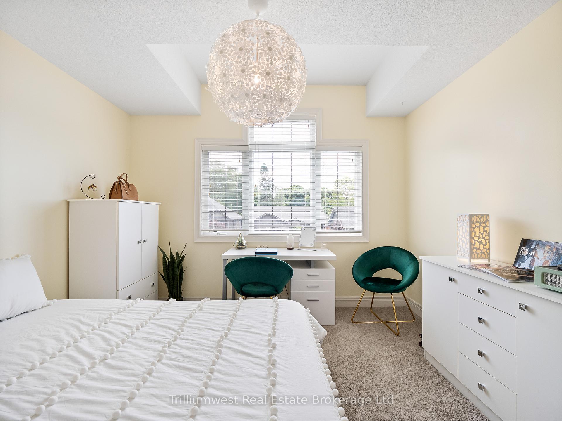 Photo 28 of 112 Ruby's Crescent, Wellington North, Mount Forest — HOMEH