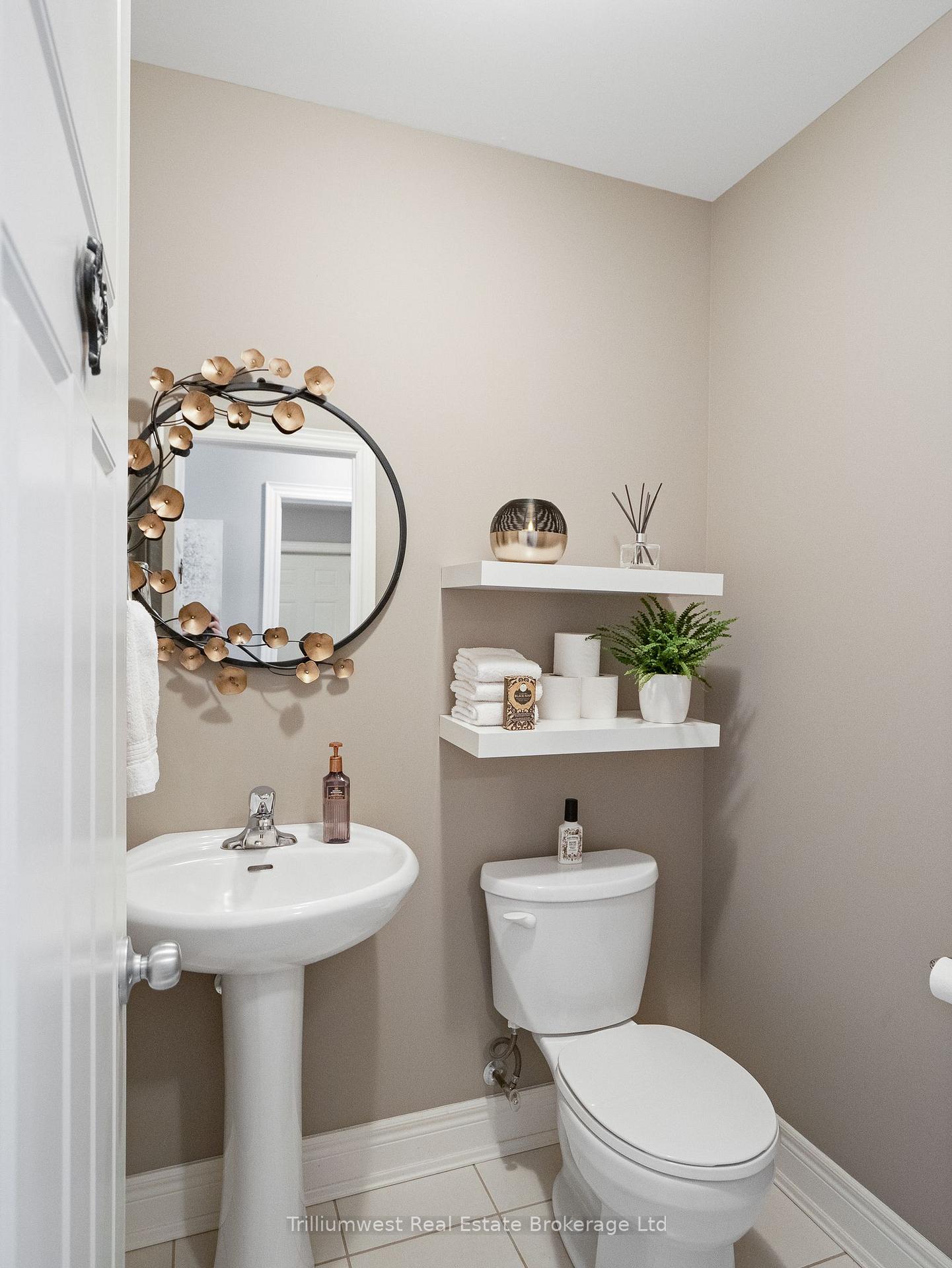 Photo 29 of 112 Ruby's Crescent, Wellington North, Mount Forest — HOMEH