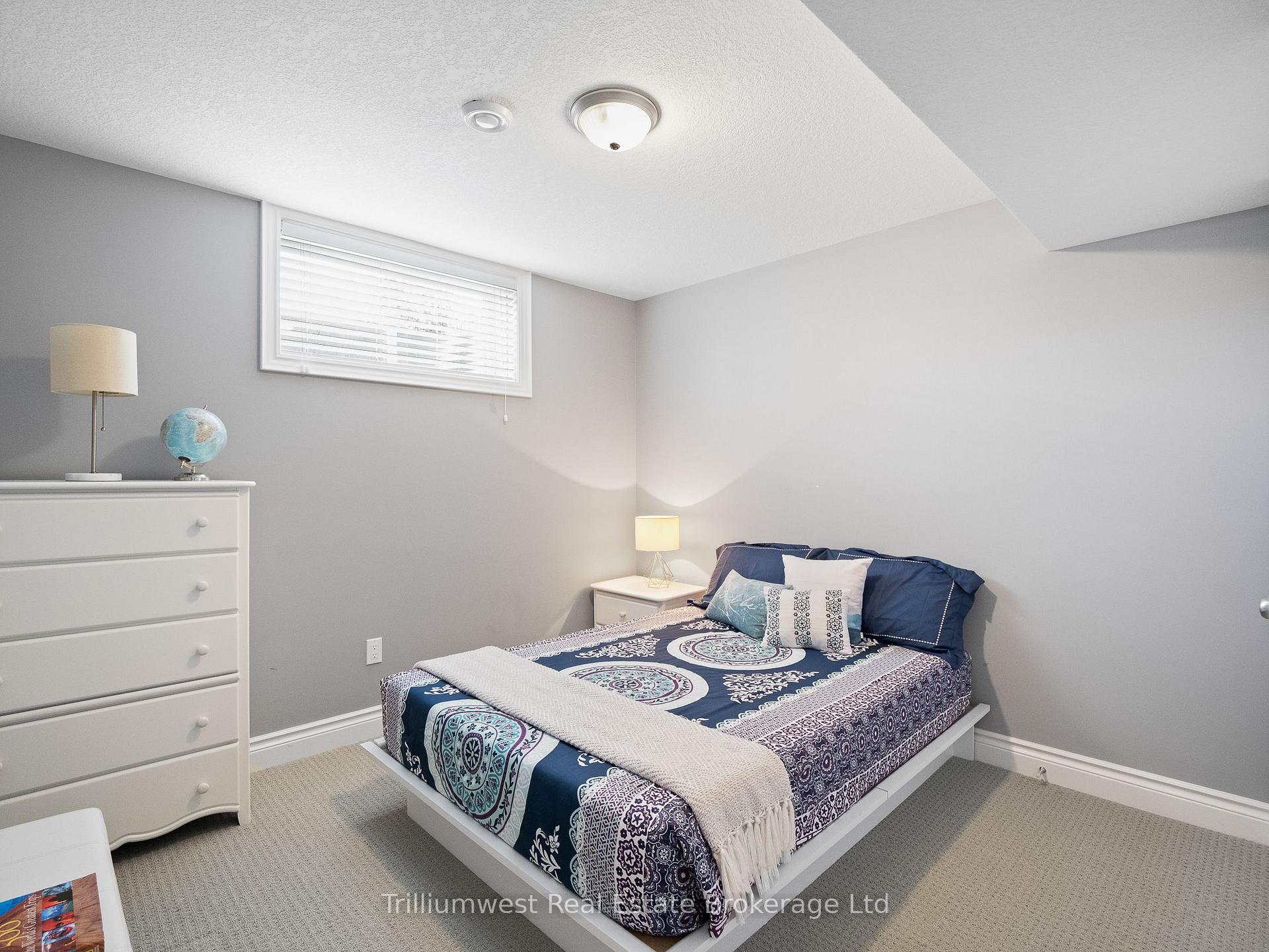 Photo 42 of 112 Ruby's Crescent, Wellington North, Mount Forest — HOMEH