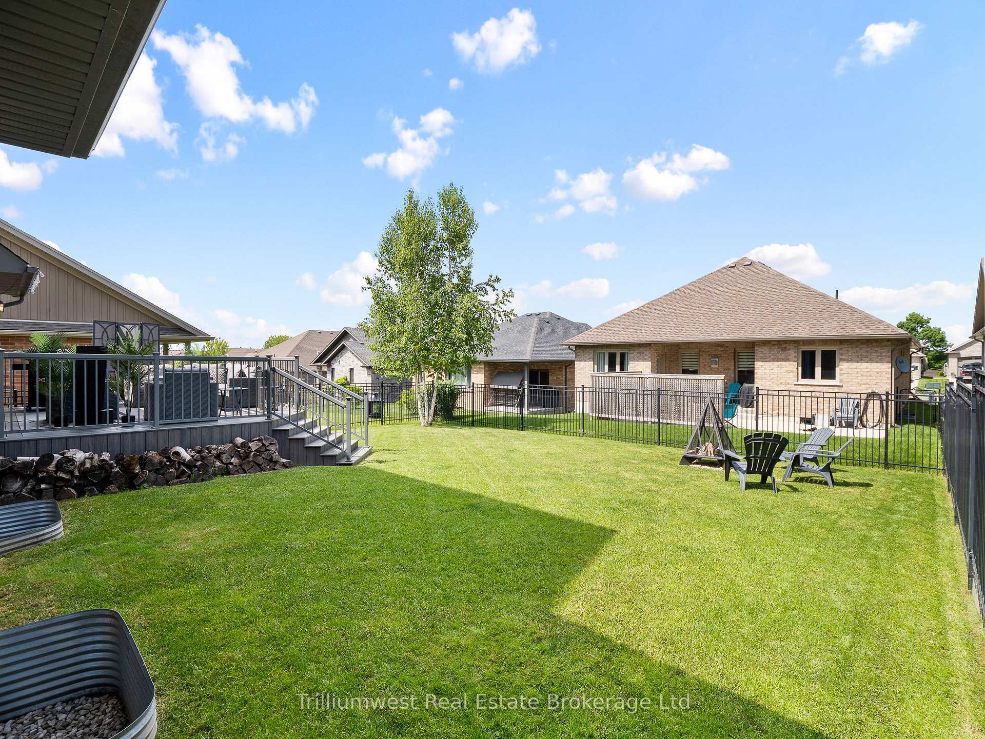 Photo 46 of 112 Ruby's Crescent, Wellington North, Mount Forest — HOMEH